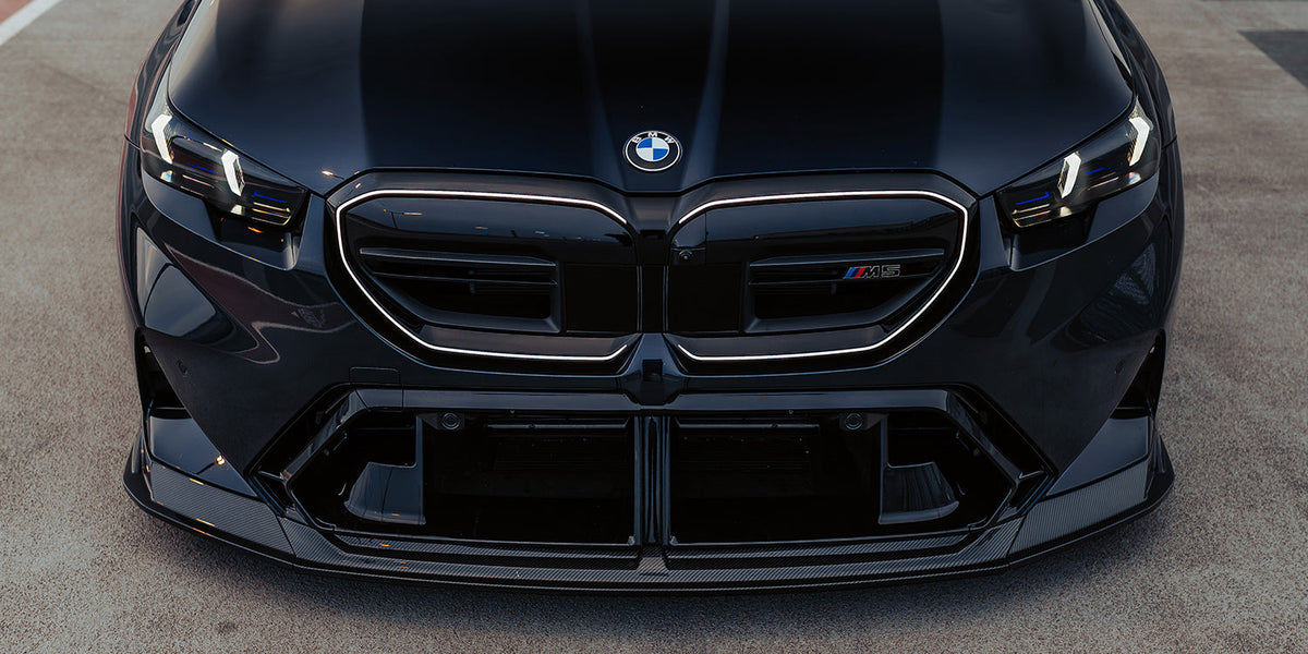 BMW G90 M5 fitted with the MHC+ SP90 carbon fibre front splitter by R44 Performance