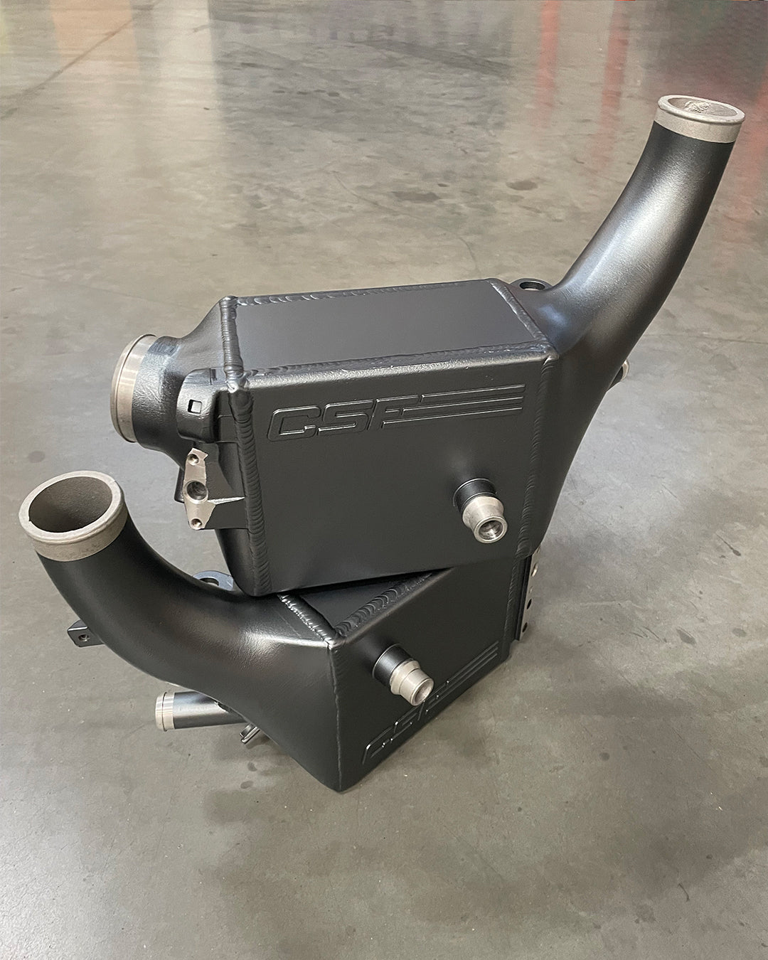 CSF #8315 BMW X5M / X6M / XM High-Performance Charge-Air-Coolers custom finish - Custom Blue Stone +$200.00