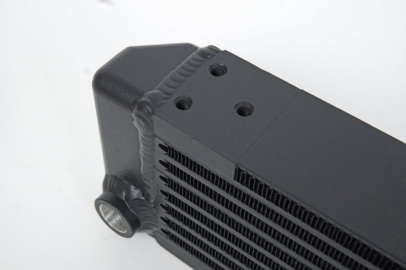 CSF Universal Single-Pass Oil Cooler / RSR Porsche / M22 x 1.5 / 22L x 4.75H x 2.16W