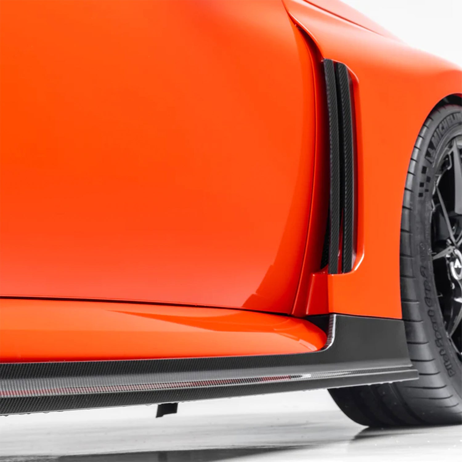 Vorsteiner Carbon Fibre Aero Fenders & Side Skirts For BMW M2 G87