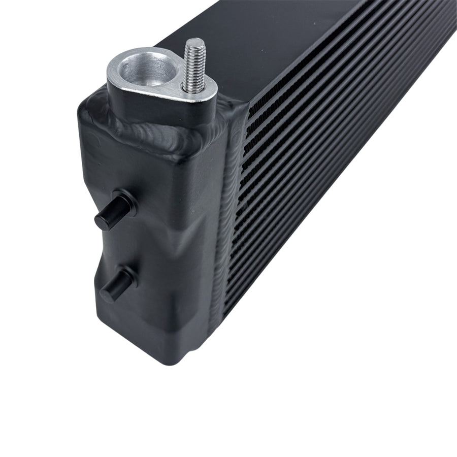 CSF Radiators BMW G90/G99 M5, F90 M5, F92 M8, F10 M & F12 M6 High Performance Engine Oil Cooler 8317