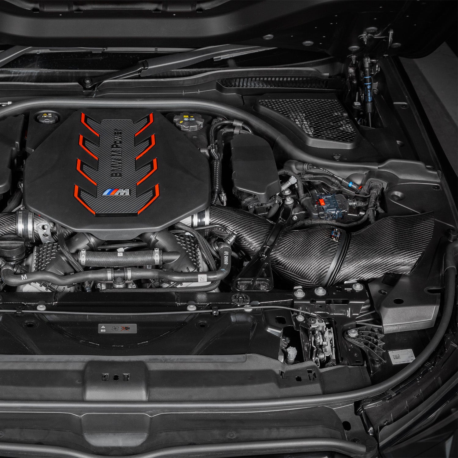 Eventuri BMW G90 & G99 M5 Carbon Fibre Intake System Left Side