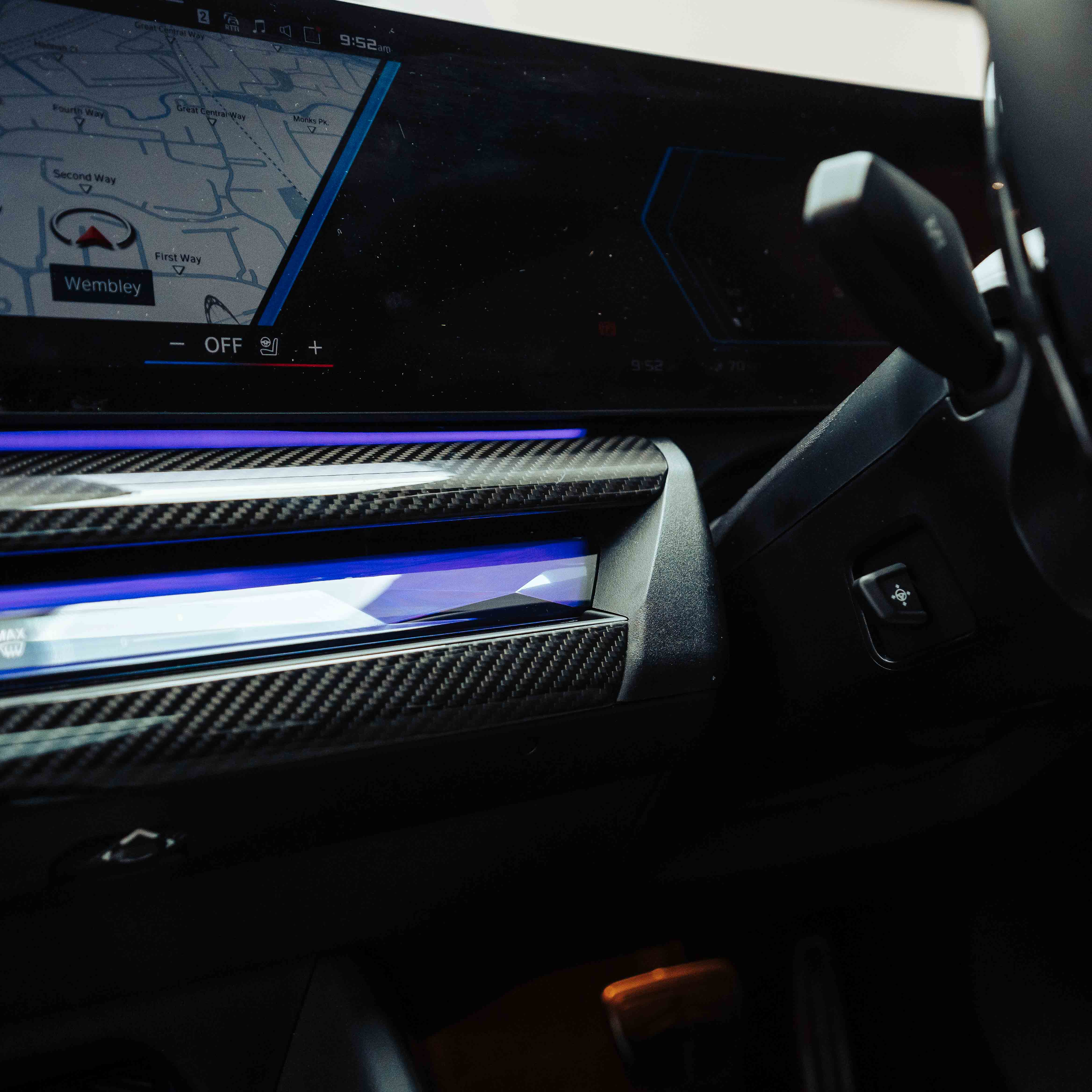 SHFT BMW G90/G99 M5 & G60/G61 5 Series Interior Dashboard Overlay In Gloss Carbon Fibre