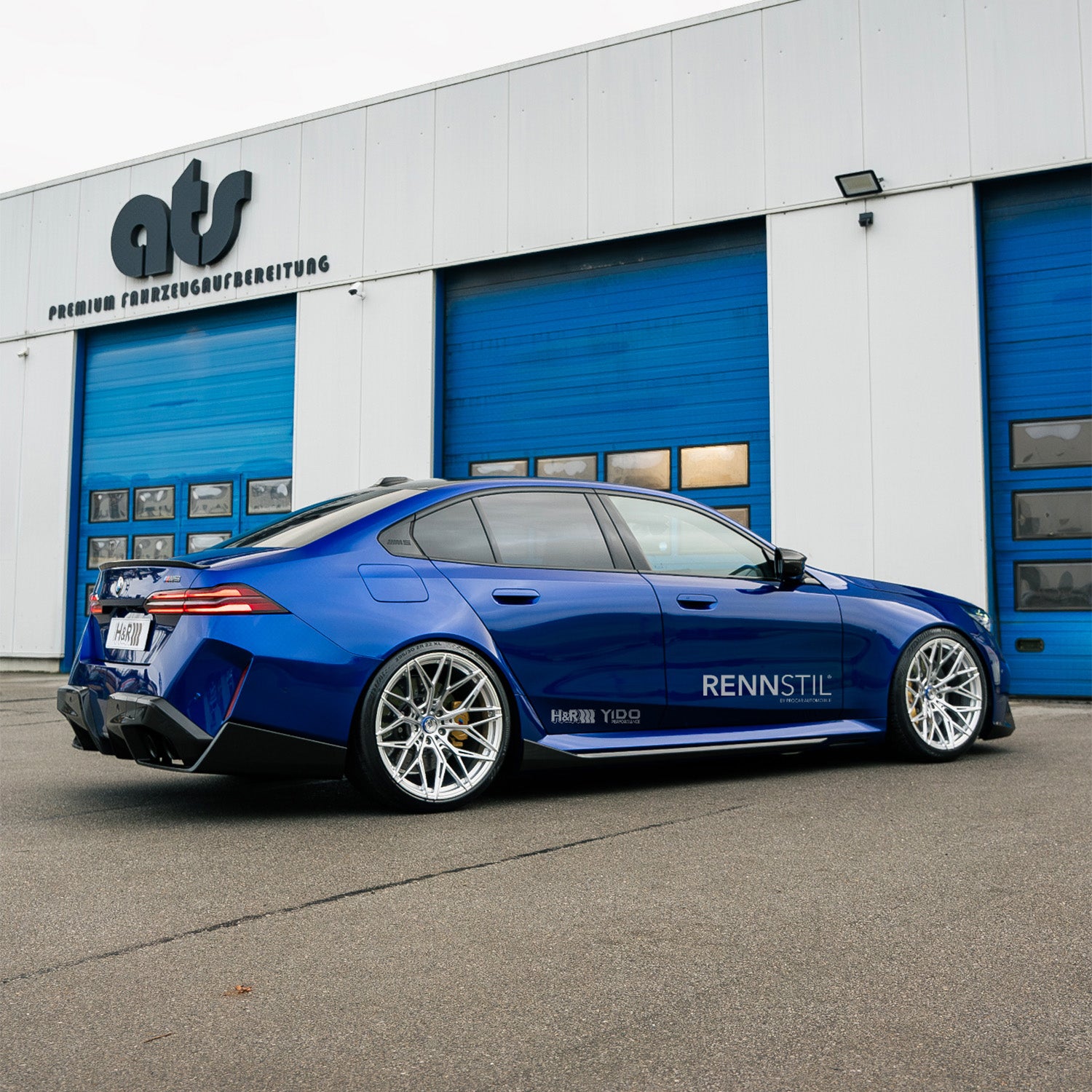 H&R Height-Adjustable Springs for BMW G90 M5 Sedan 23037-1