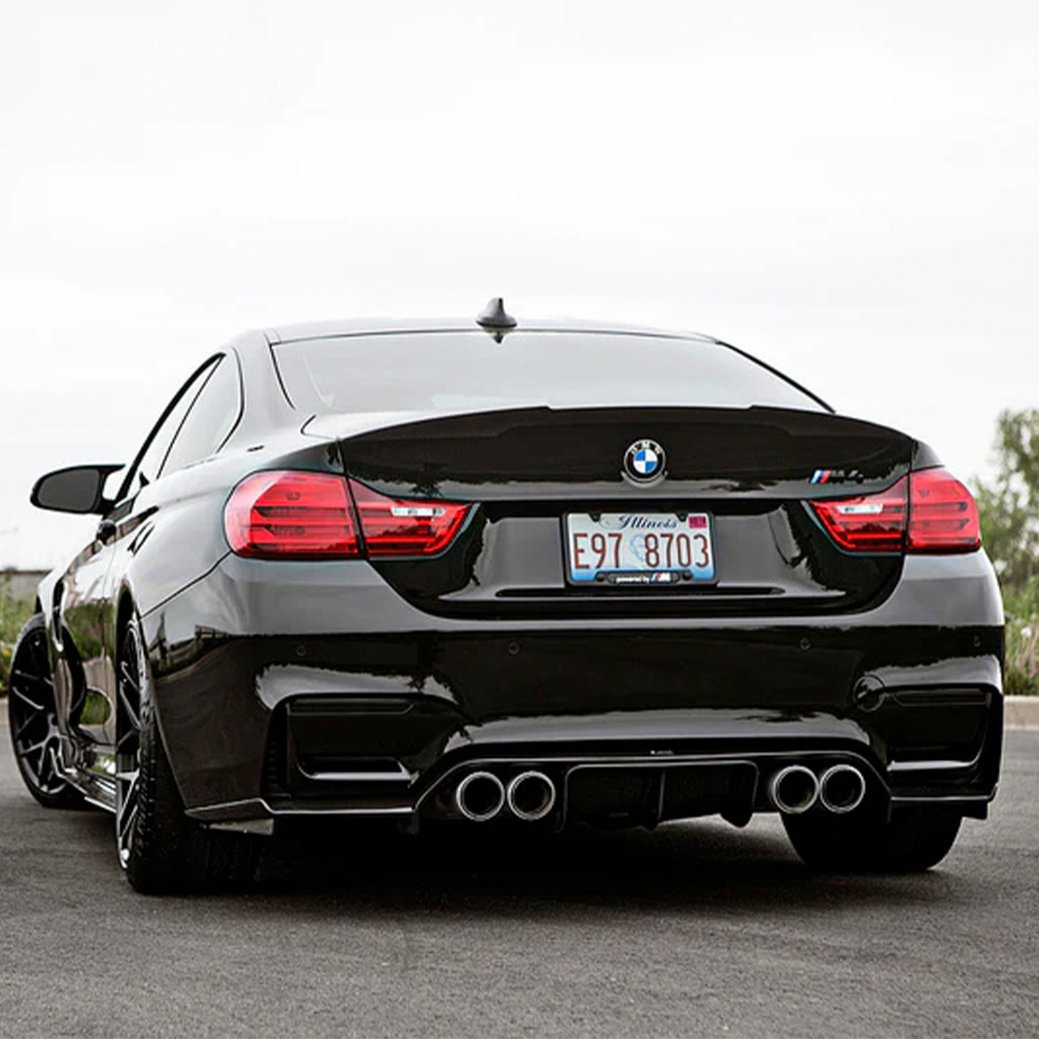 IND BMW F80 M3 & F82 M4 Painted Rear Reflector Set In Black Sapphire Metallic