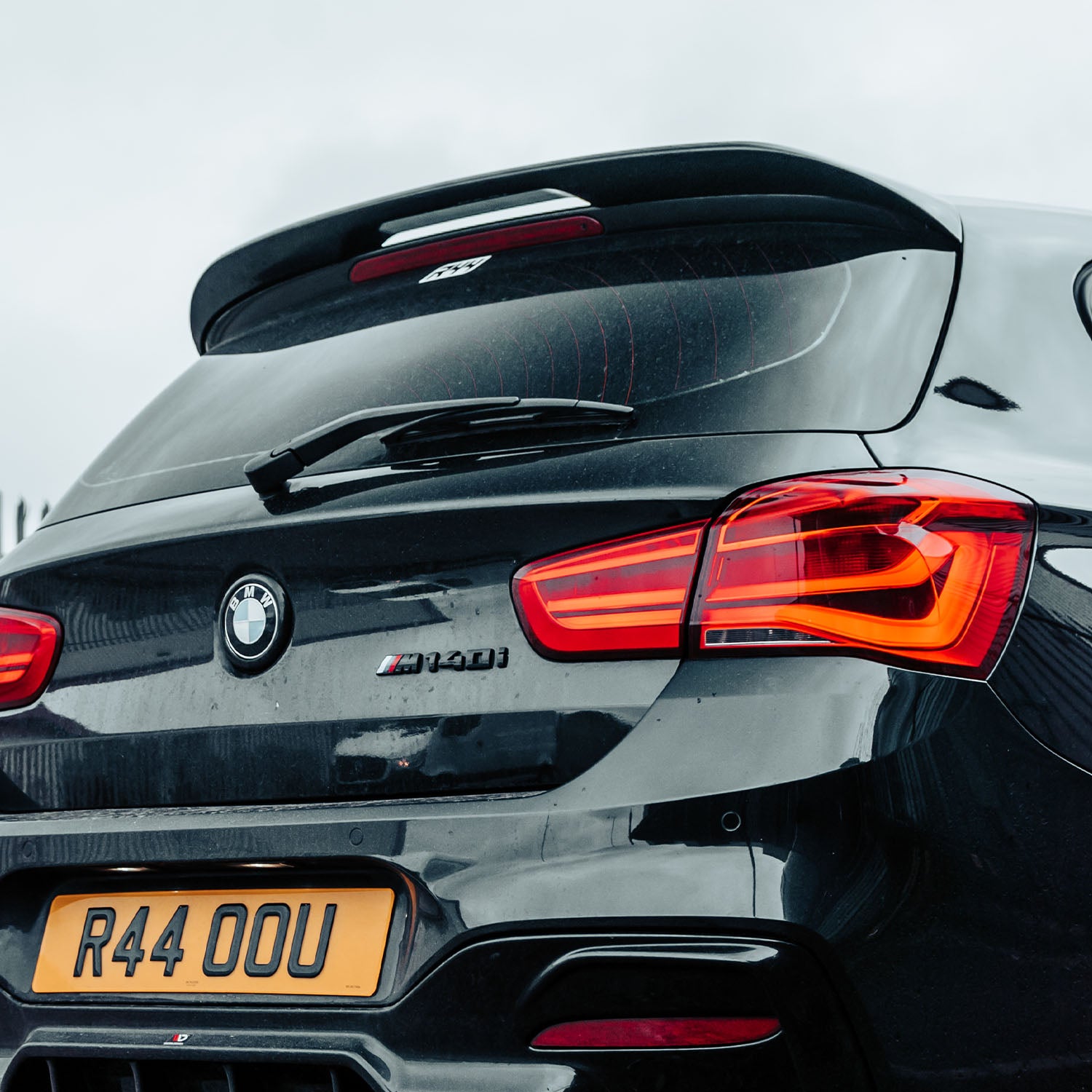 BMW 1 Series F20 F21 Gloss Black Rear Spoiler For Boot Lid - Fits BMW M140i & BMW M135i. Manufactured by MHC
