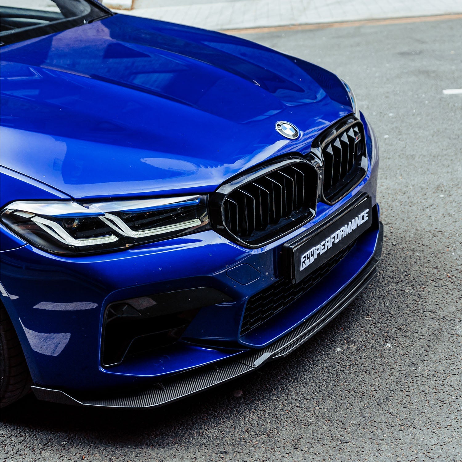 MHC+ BMW F90 M5 LCI Low Line Carbon Fibre Front Splitter Fitted