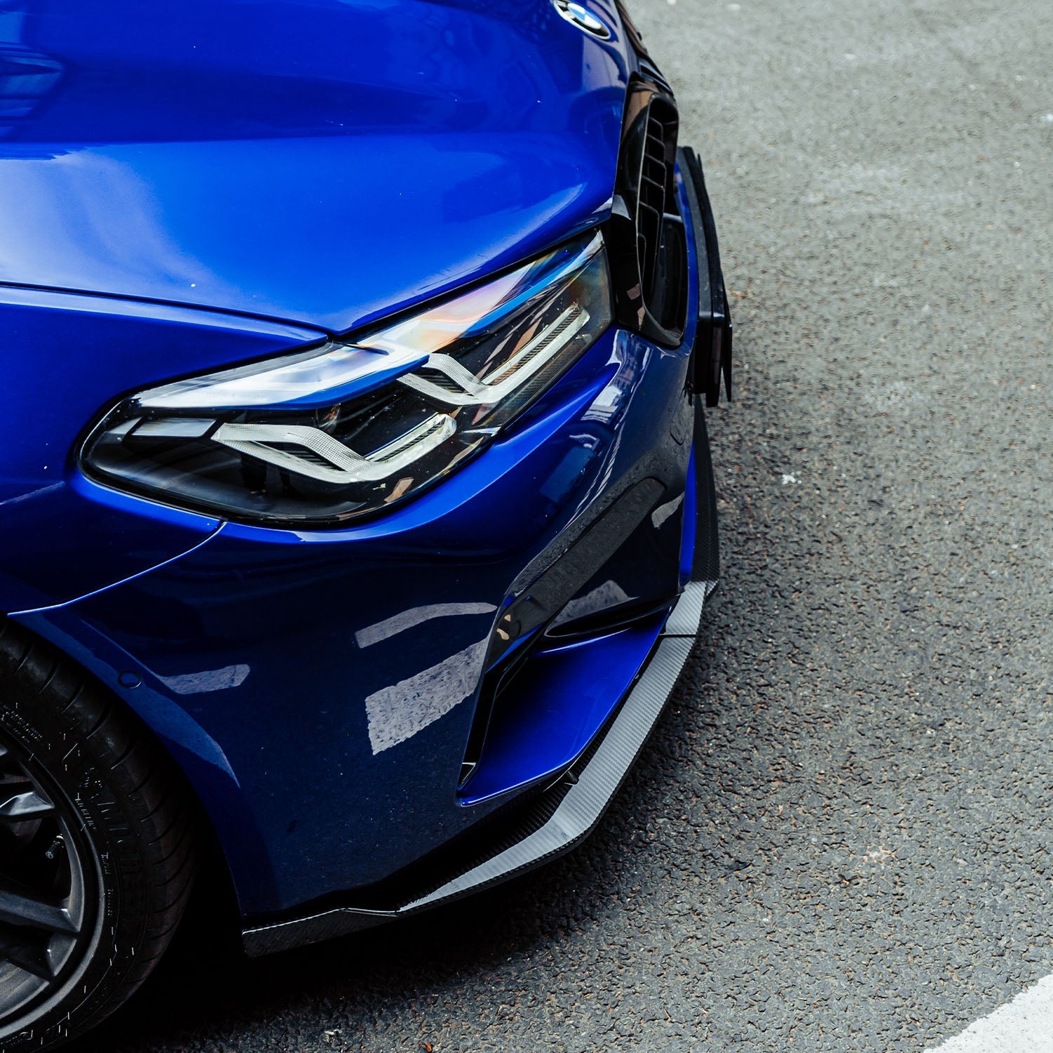 MHC+ BMW F90 M5 LCI Low Line Carbon Fibre Front Splitter Fitted