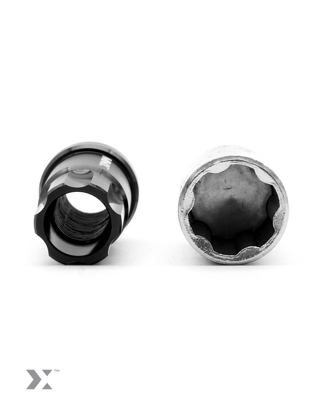 MMX locking tapered seat wheel nut kit with removal key for BMW stud conversions