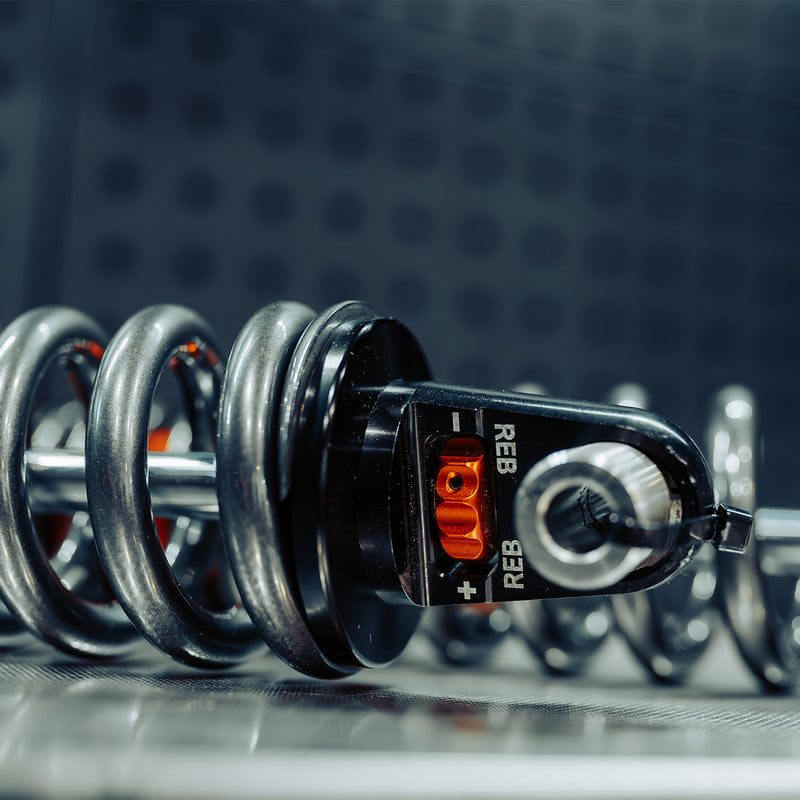 MOTON BMW F80 M3 & F82/F83 M4 Pre-LCI 1-Way Coilover Kit - M 505 176SD (2014-2015)