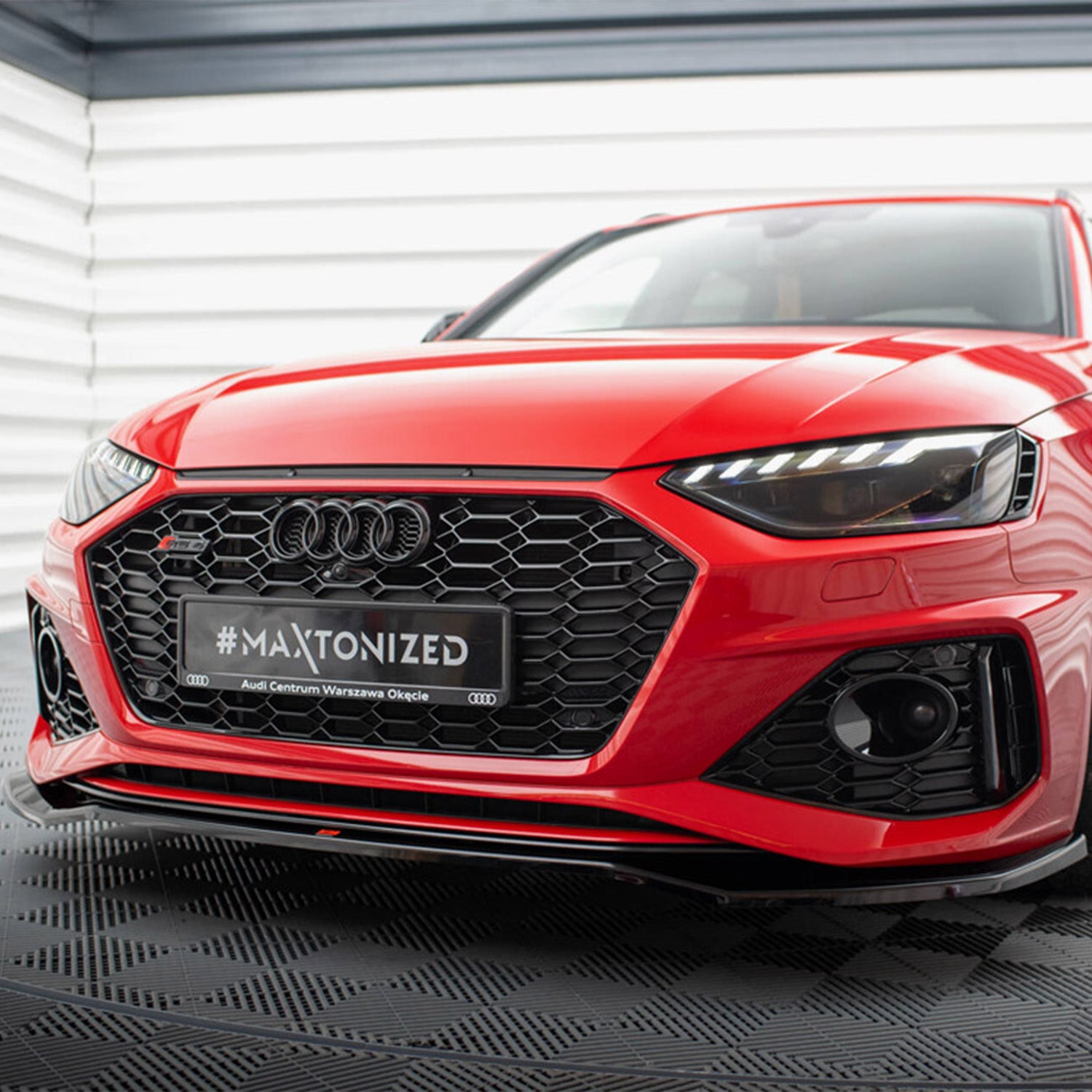 Maxton Design Audi B9 RS4 Gloss Black V1 Front Splitter