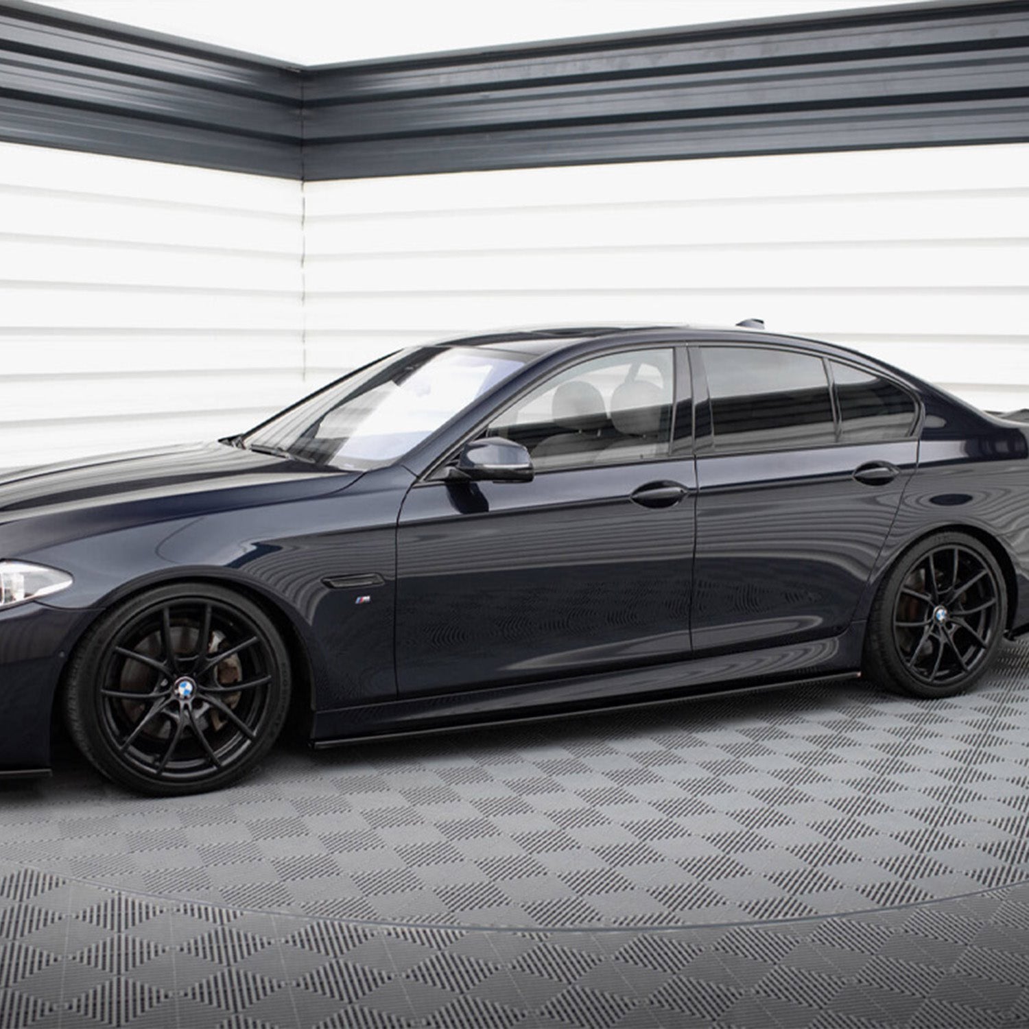 Maxton Design BMW F10 M5 V1 Gloss Black Side Skirts