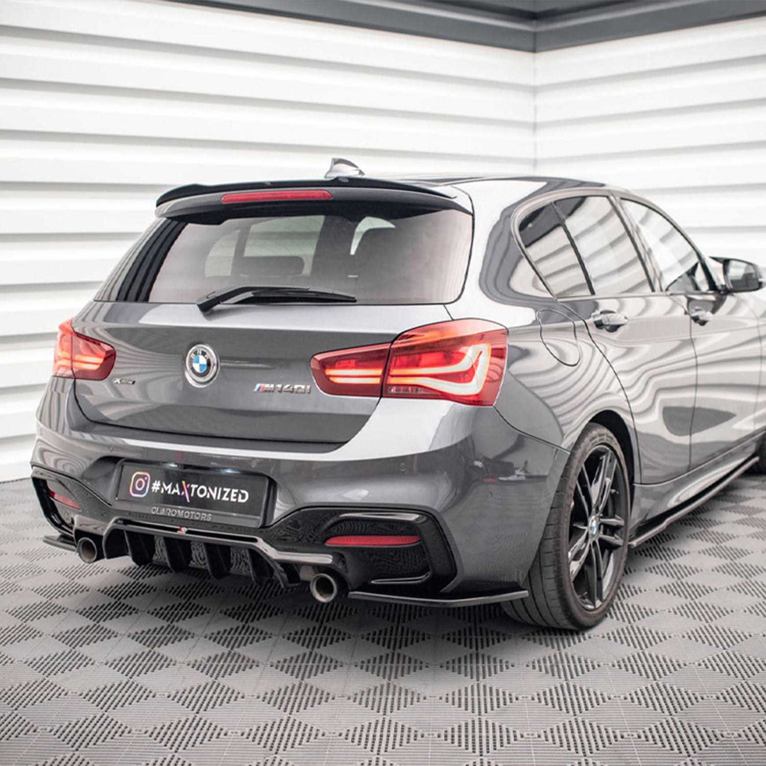Maxton Design BMW F20 V3 Gloss Black Rear Side Splitters