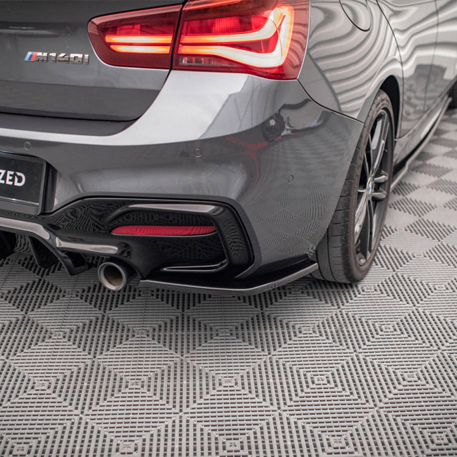 Maxton Design BMW F20 V3 Gloss Black Rear Side Splitters