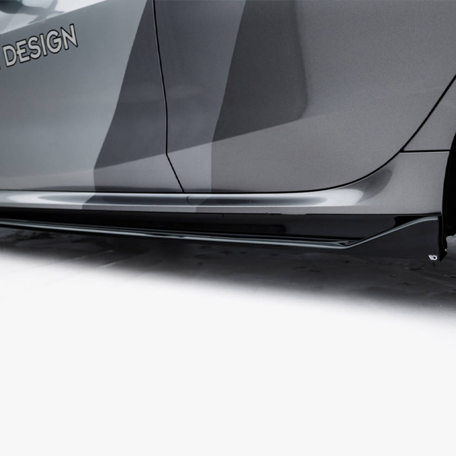 Maxton Design BMW F70 M135 V2 Gloss Black Side Skirts