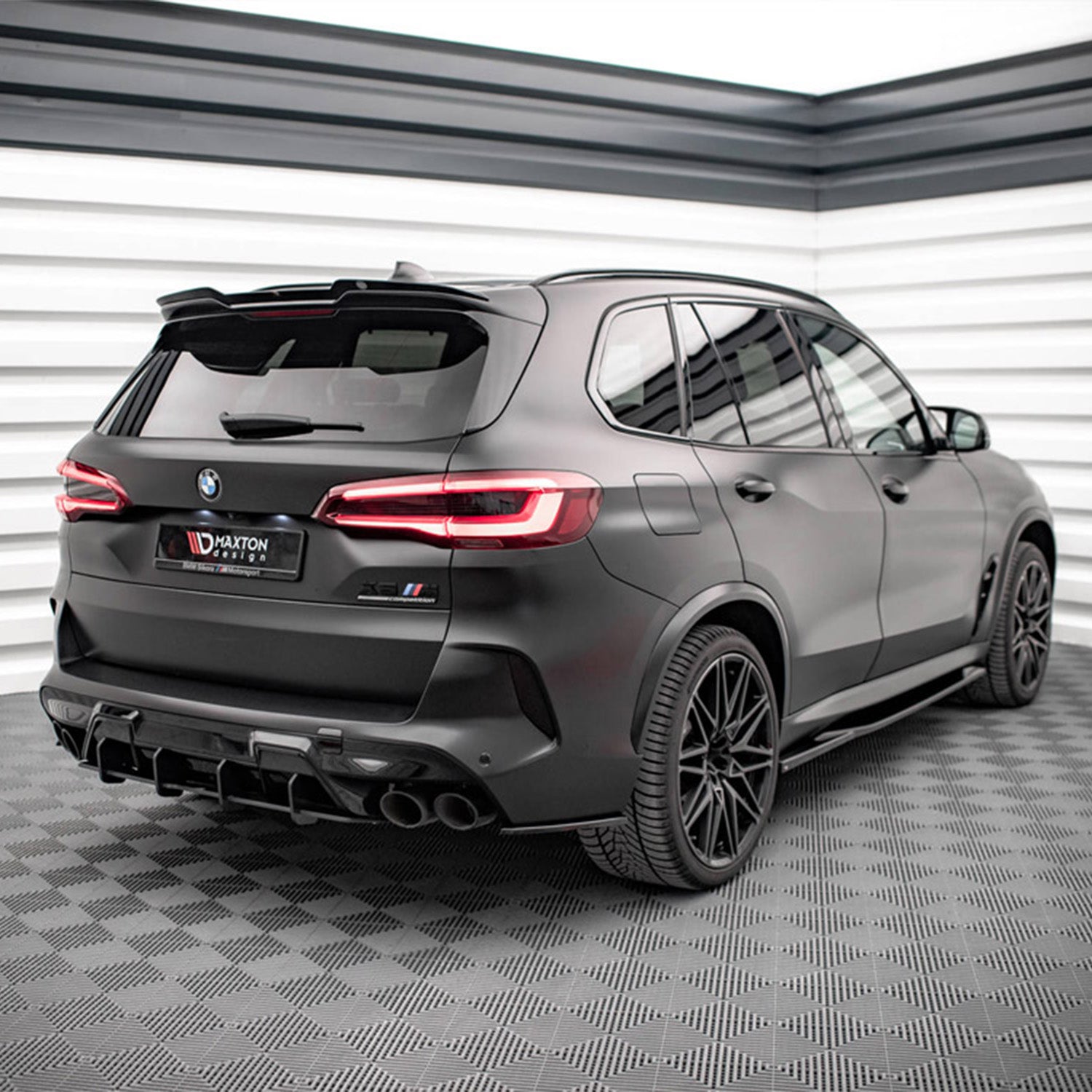 Maxton Design BMW F95 X5M Gloss Black Rear Spoiler Lip