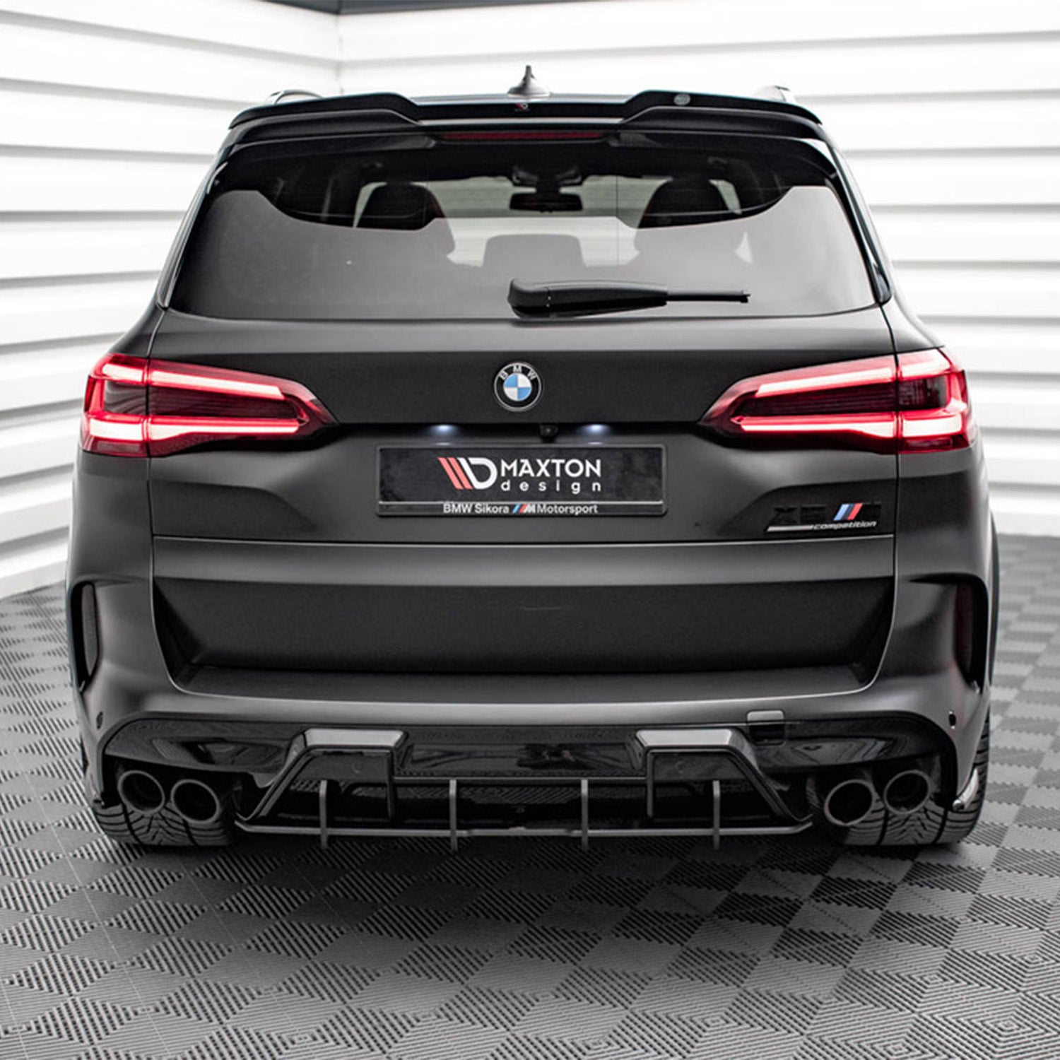 Maxton Design BMW F95 X5M Street Pro Black Rear Diffuser