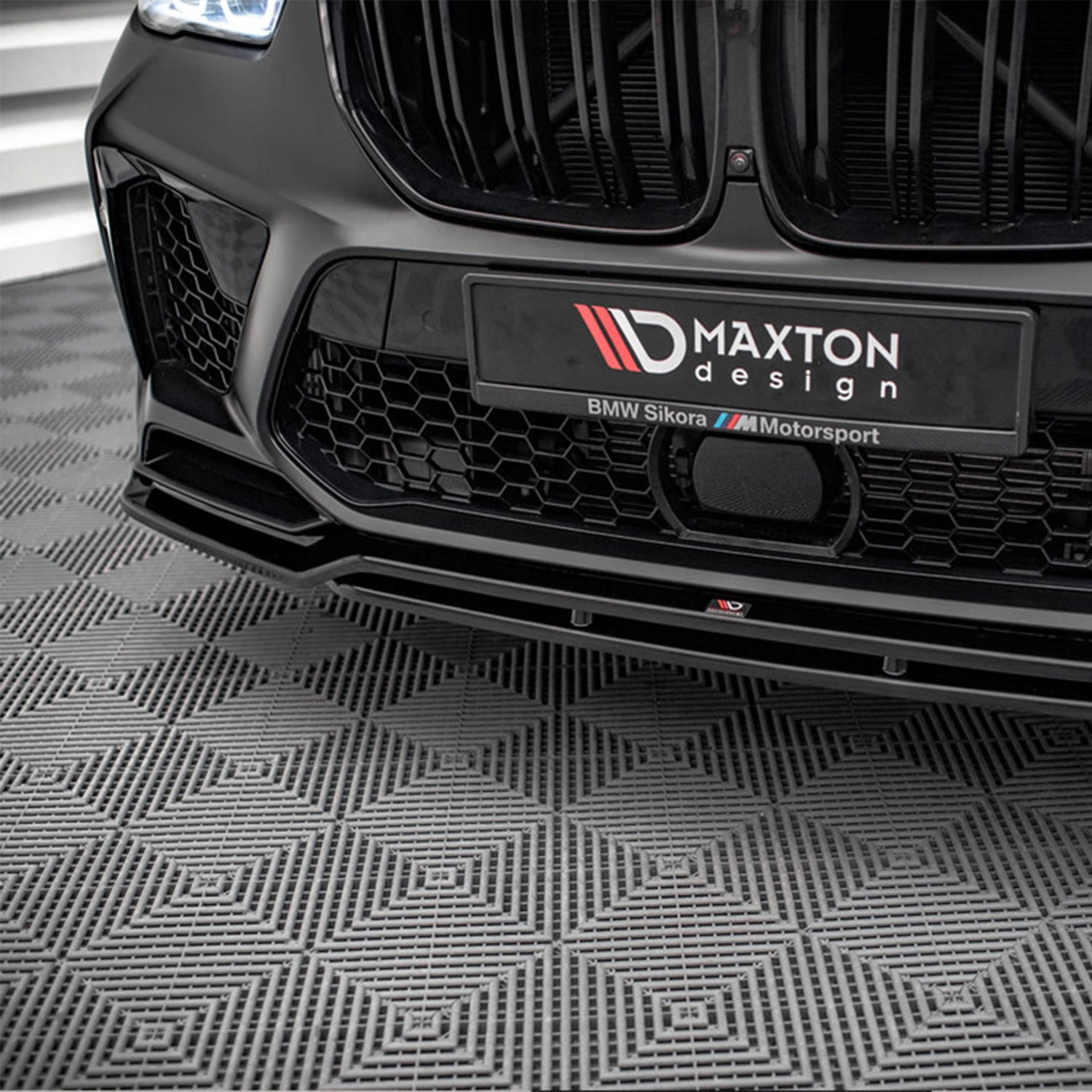 Maxton Design BMW F95 X5M V3 Front Splitter In Gloss Black BM-X5M-05-FD3G+FD3RG