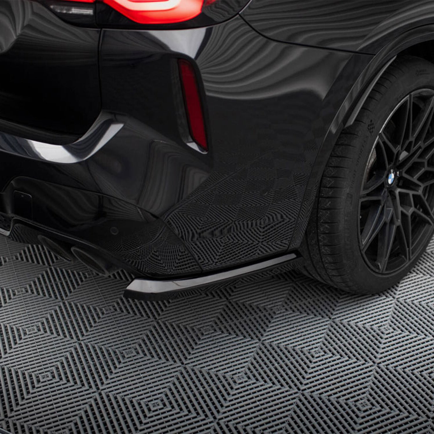 Maxton Design BMW F97 X3M LCI Rear Side Splitters