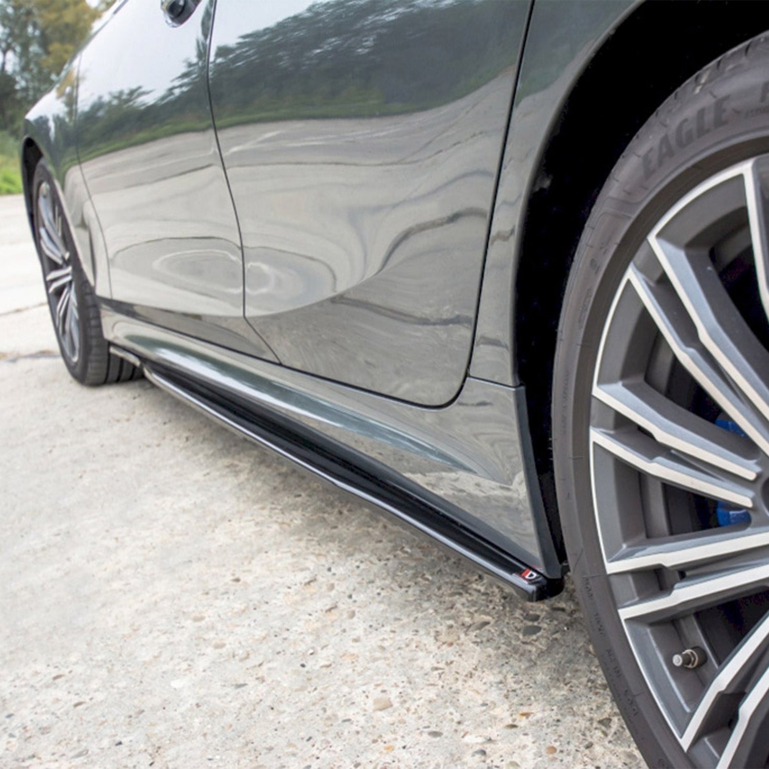 Maxton Design BMW G2X 3 Series V1 Gloss Black Side Skirts