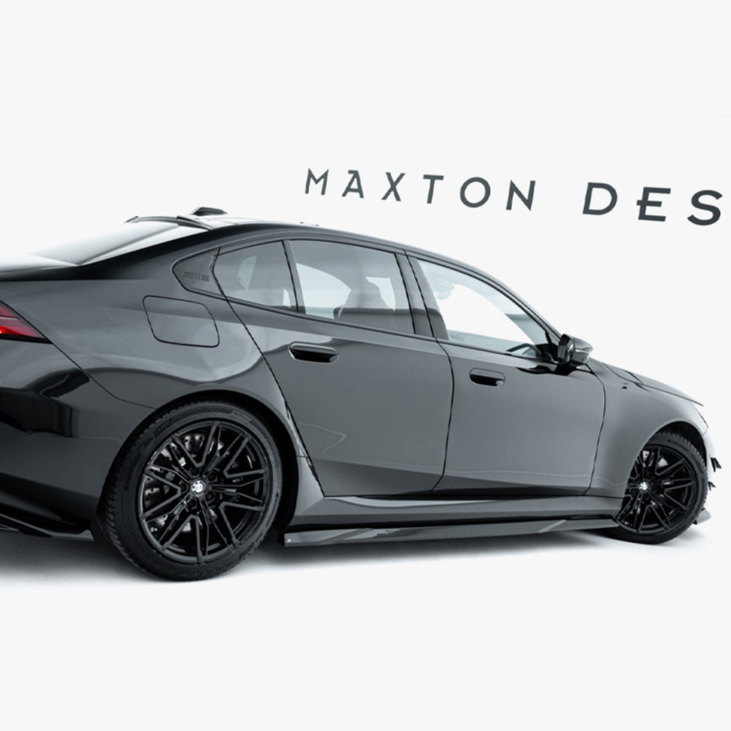 Maxton Design BMW G90 & G99 M5 V1 Gloss Black Side Skirts