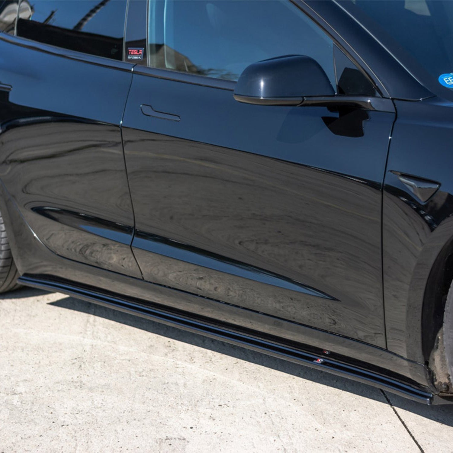 Maxton Design Tesla Model 3 V1 Side Skirts In Gloss Black