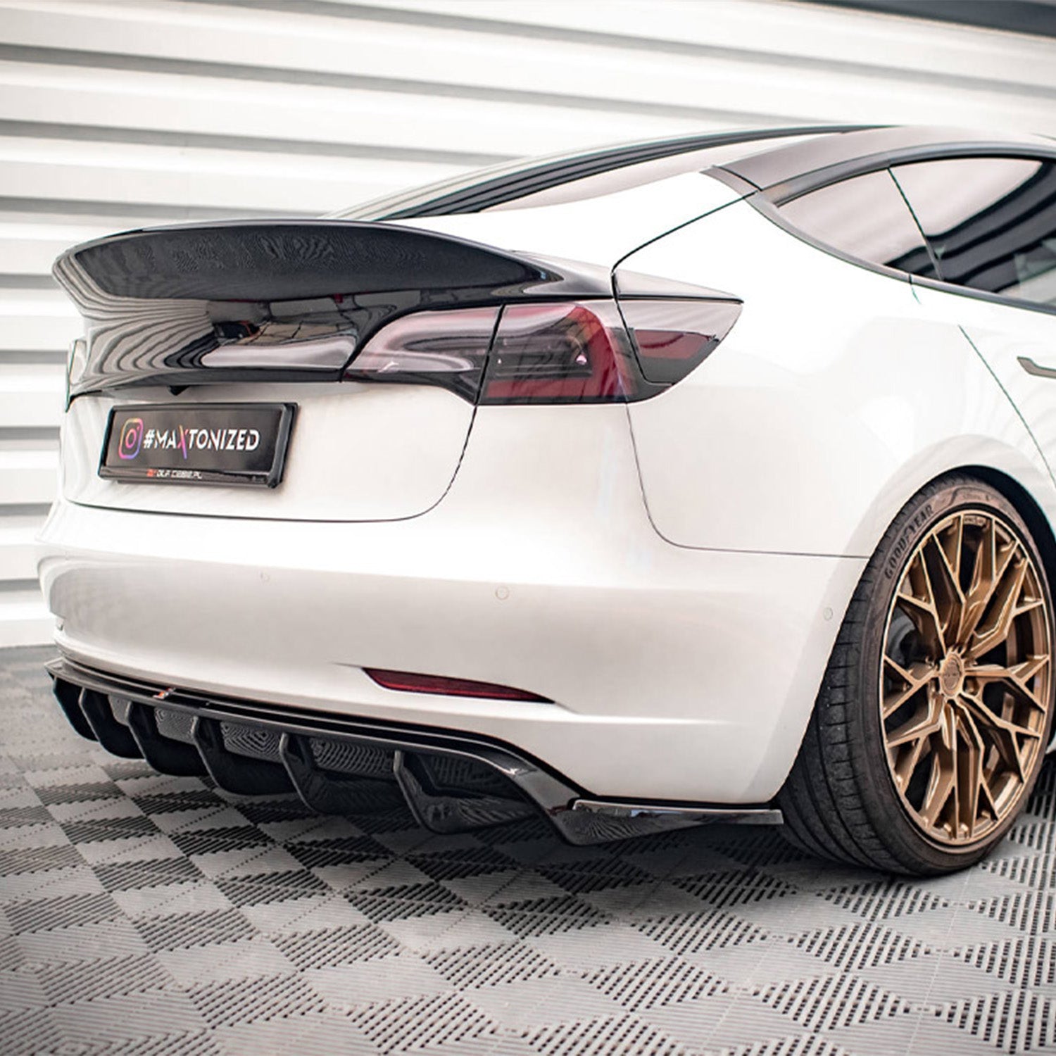 Maxton Design Tesla Model 3 V2 Rear Side Splitters In Gloss Black