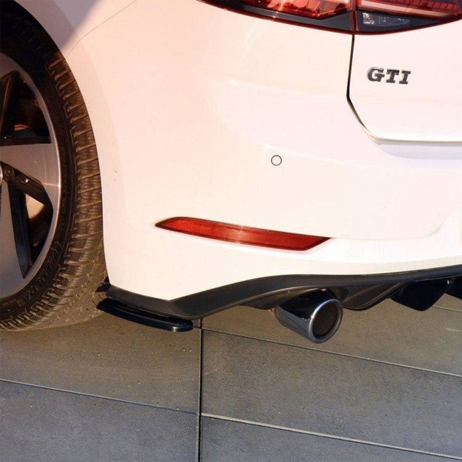 Maxton Design VW Golf GTI Mk7.5 Gloss Black Rear Side Splitters VW-GO-7F-GTI-RSD1G