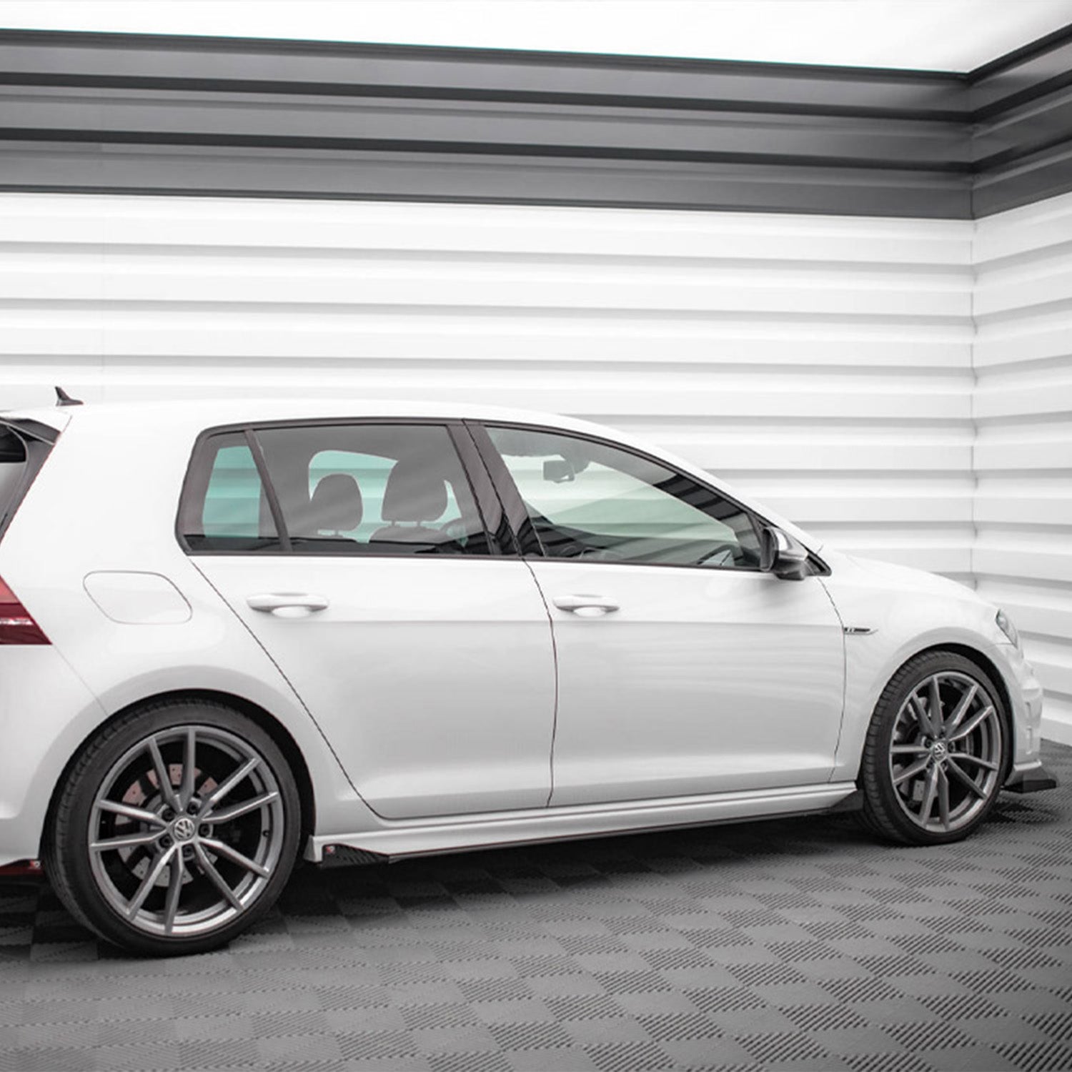Maxton Design VW Golf R Mk7 Street Pro Side Skirts + Flaps