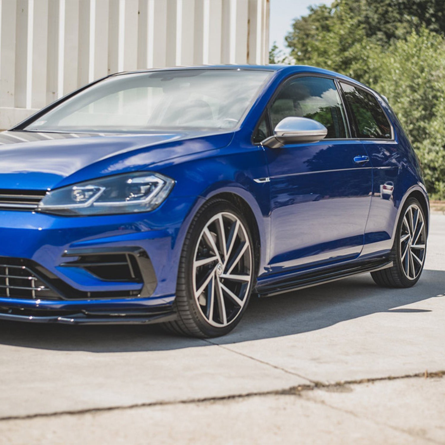 Maxton Design VW Golf R Mk7.5 V4 Gloss Black Side Skirts VW-GO-7F-R-SD4G