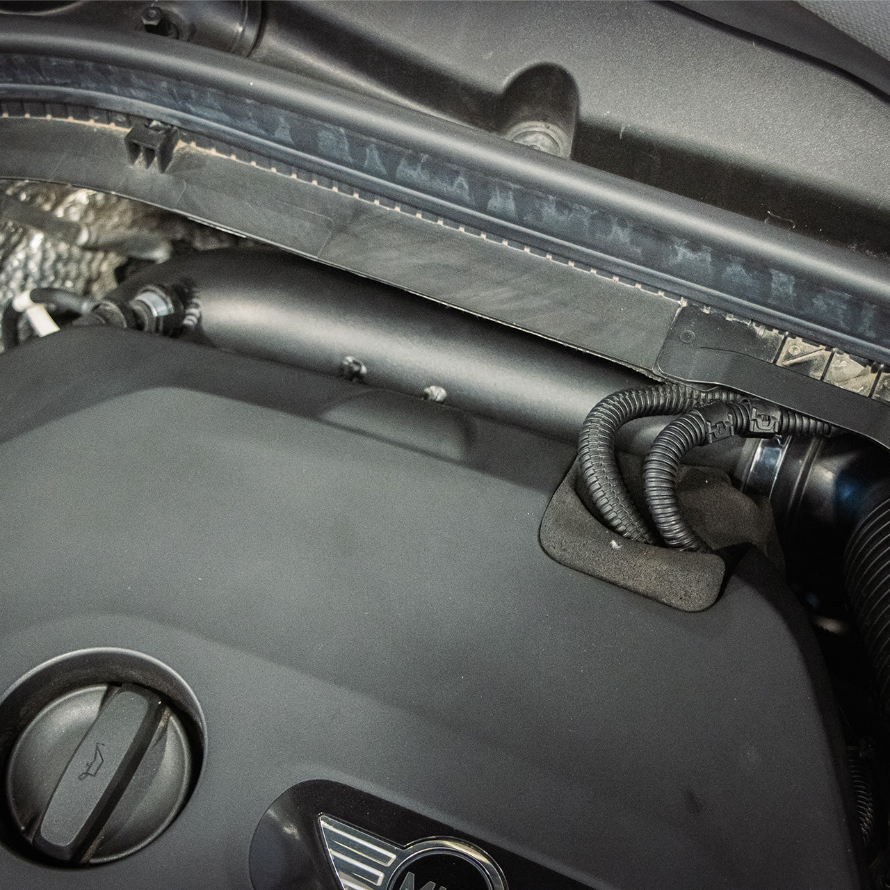 Pipercross PK454BP resonator-delete intake pipe for Mini Cooper S & JCW (F55/F56/F57) – product image 2