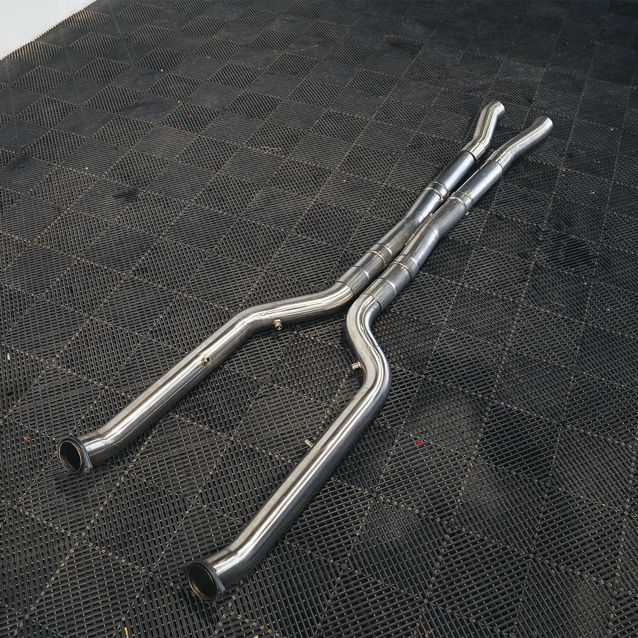 R44 BMW G90 & G99 M5 Exhaust Midpipe & Carbon Fibre Tailpipe Package