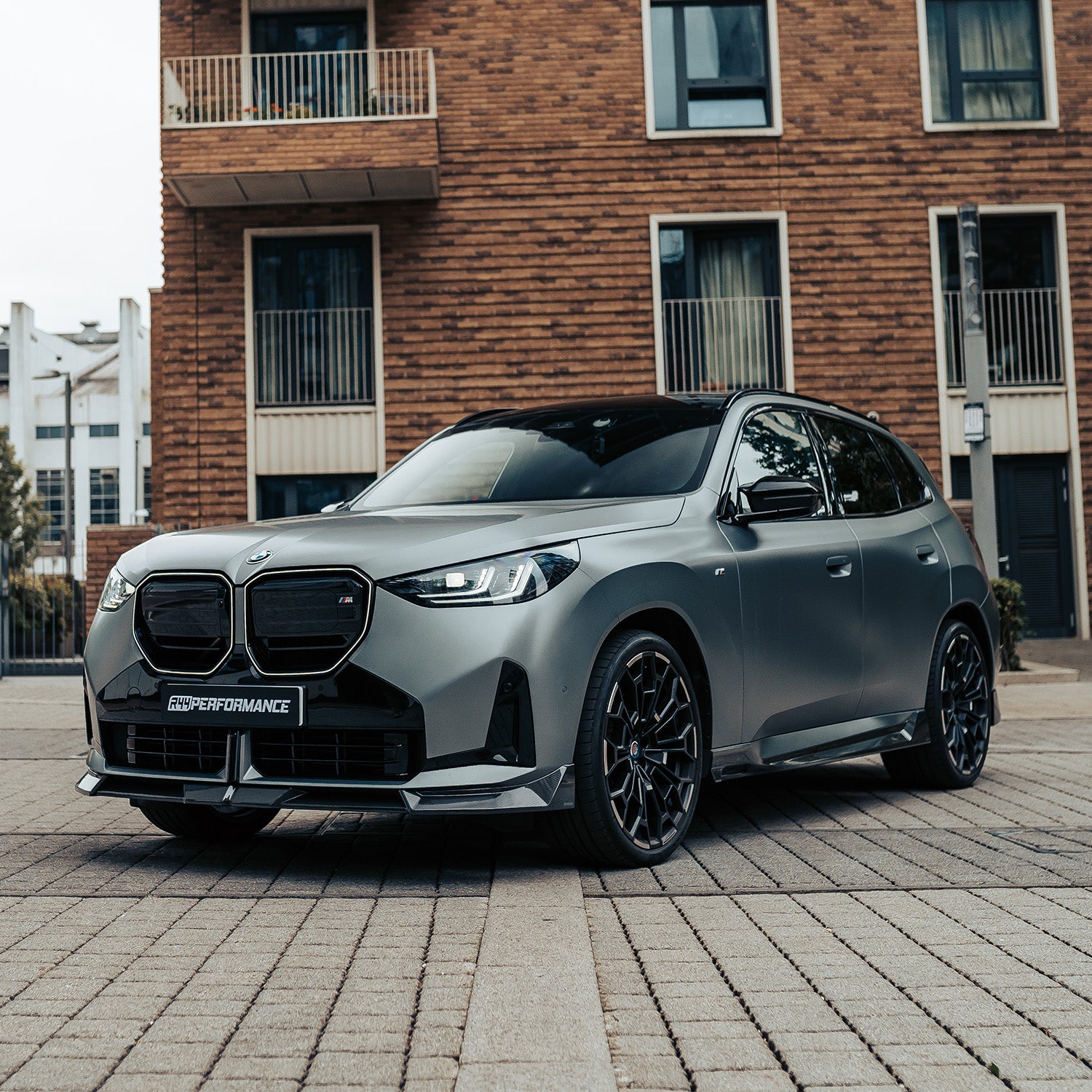 SooQoo BMW G45 X3 Front Splitter In Gloss Carbon Fibre