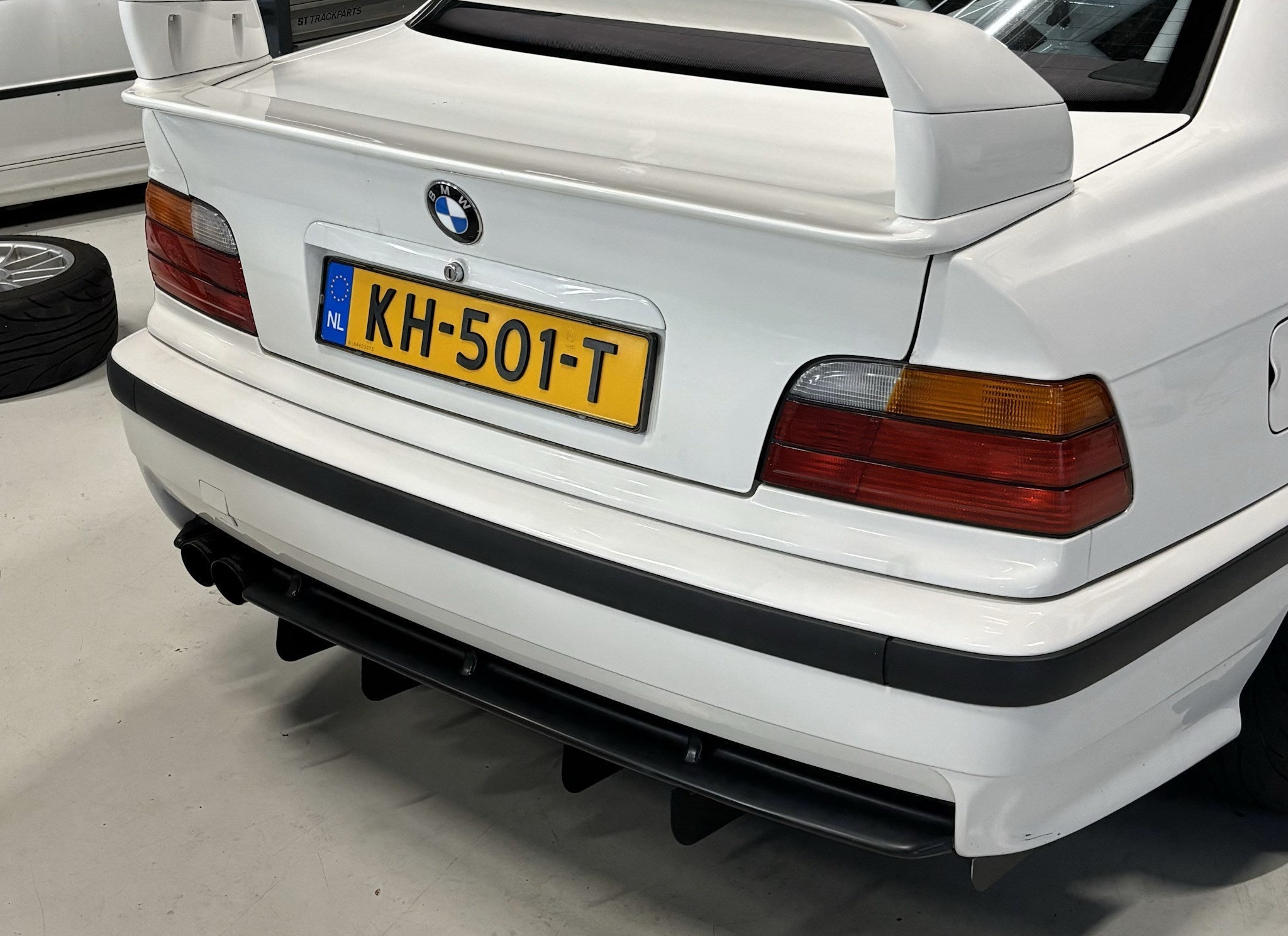 ST Trackparts BMW E36 Diffuser Flat Floor