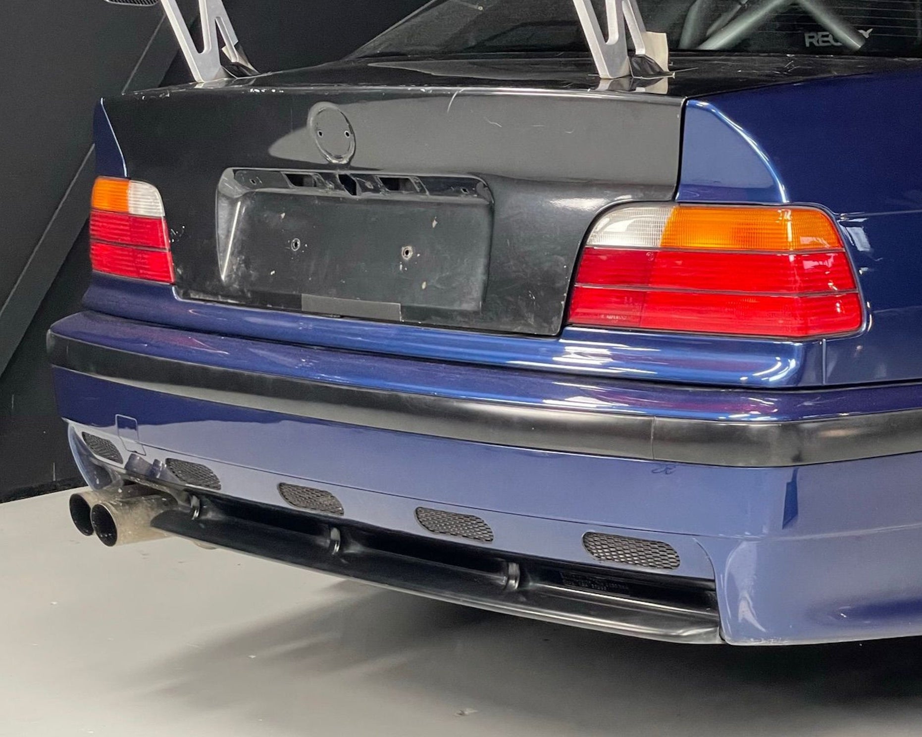 ST Trackparts BMW E36 Speedholes Stencil and Mesh