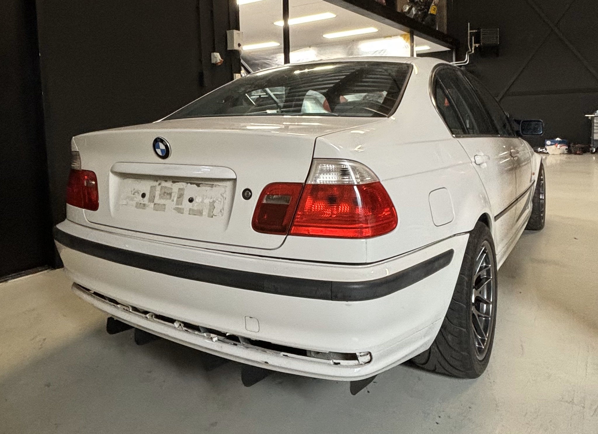 ST Trackparts BMW E46 Diffuser Flat Floor (Non-M)