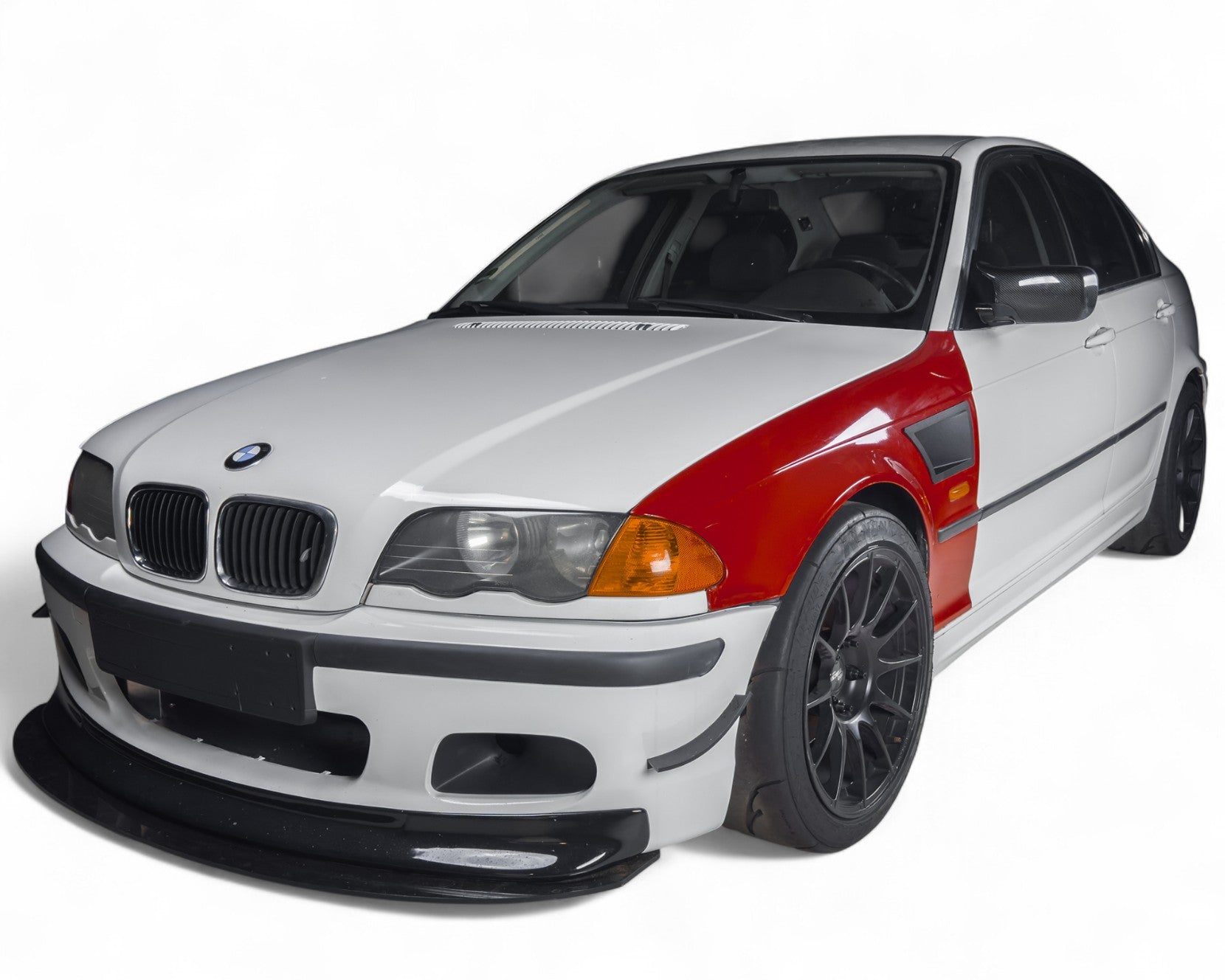 ST Trackparts BMW E46 Fender Vents