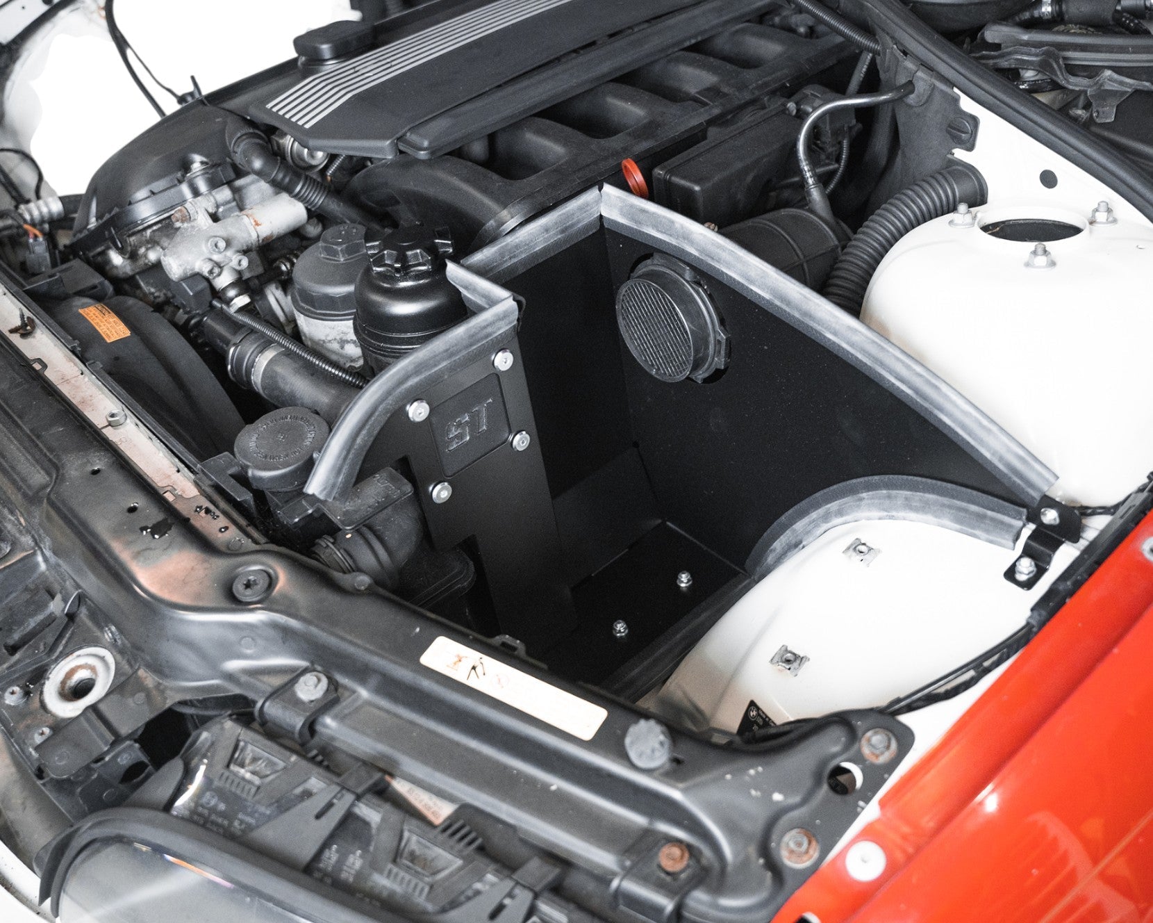 ST Trackparts BMW E46 Heatshield for Air filter (6-cylinder Non-M)