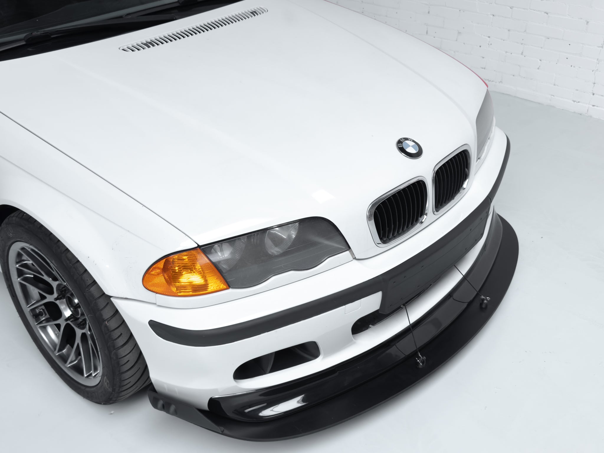 ST Trackparts BMW E46 Splitter Kit M-Tech 2