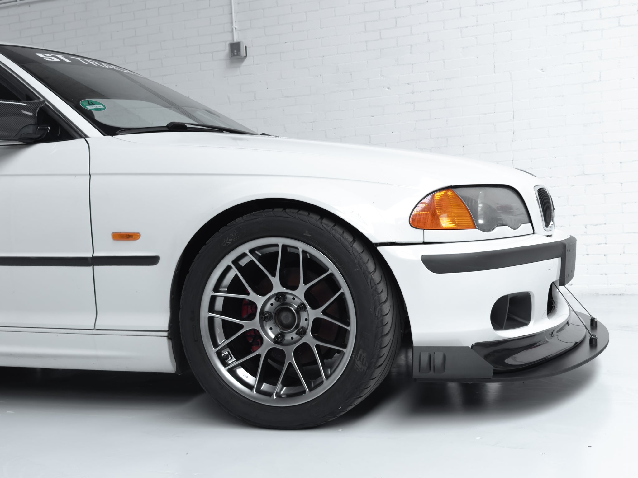 ST Trackparts BMW E46 Splitter Kit M-Tech 2
