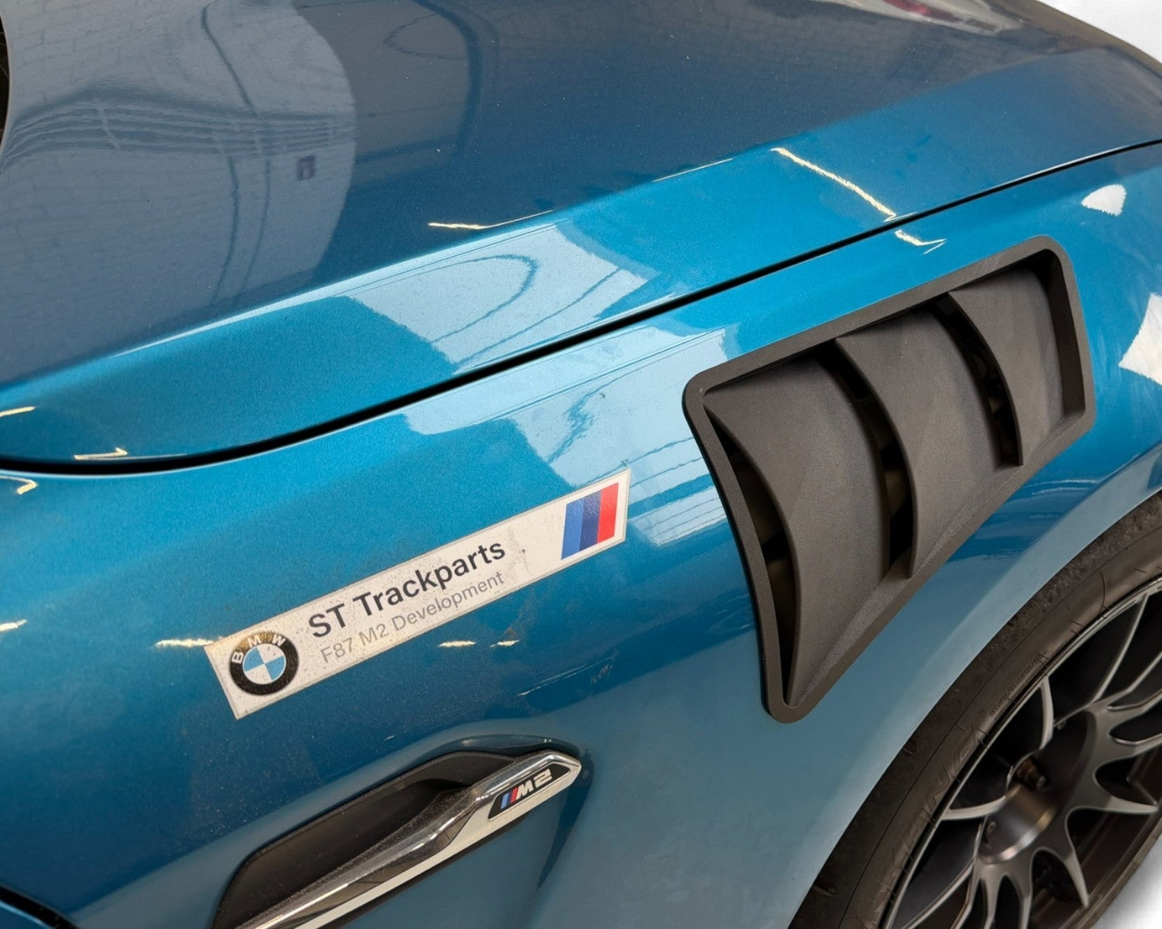 ST Trackparts BMW M2 F87 Fender Vents