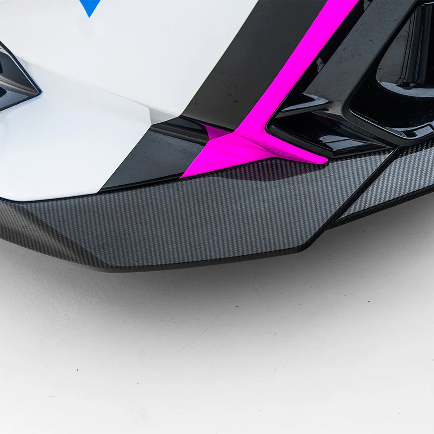 SooQoo BMW G90 & G99 M5 Carbon Fibre SQ-A Front Splitter