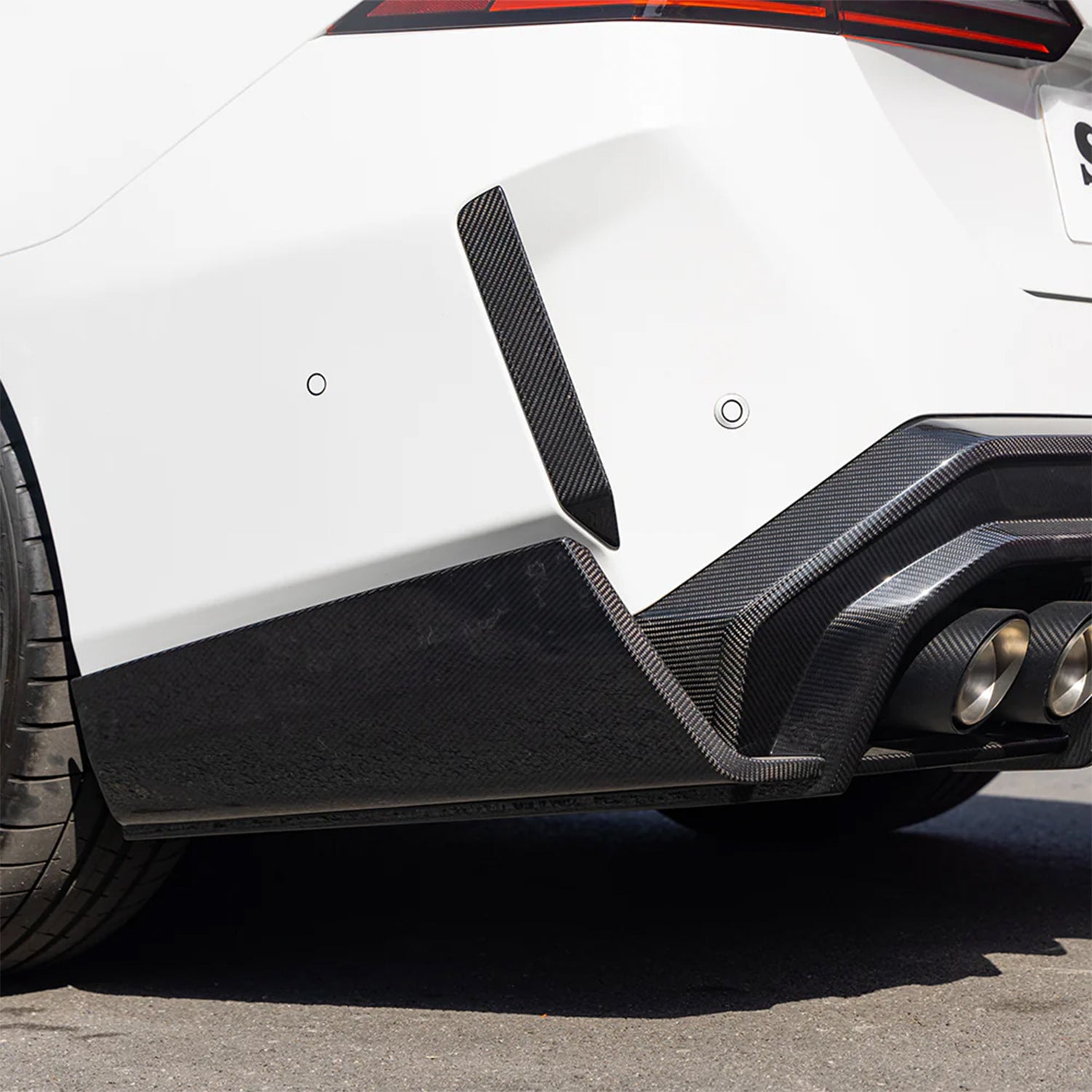 SooQoo BMW G90 & G99 M5 Carbon Fibre Reflector Trims