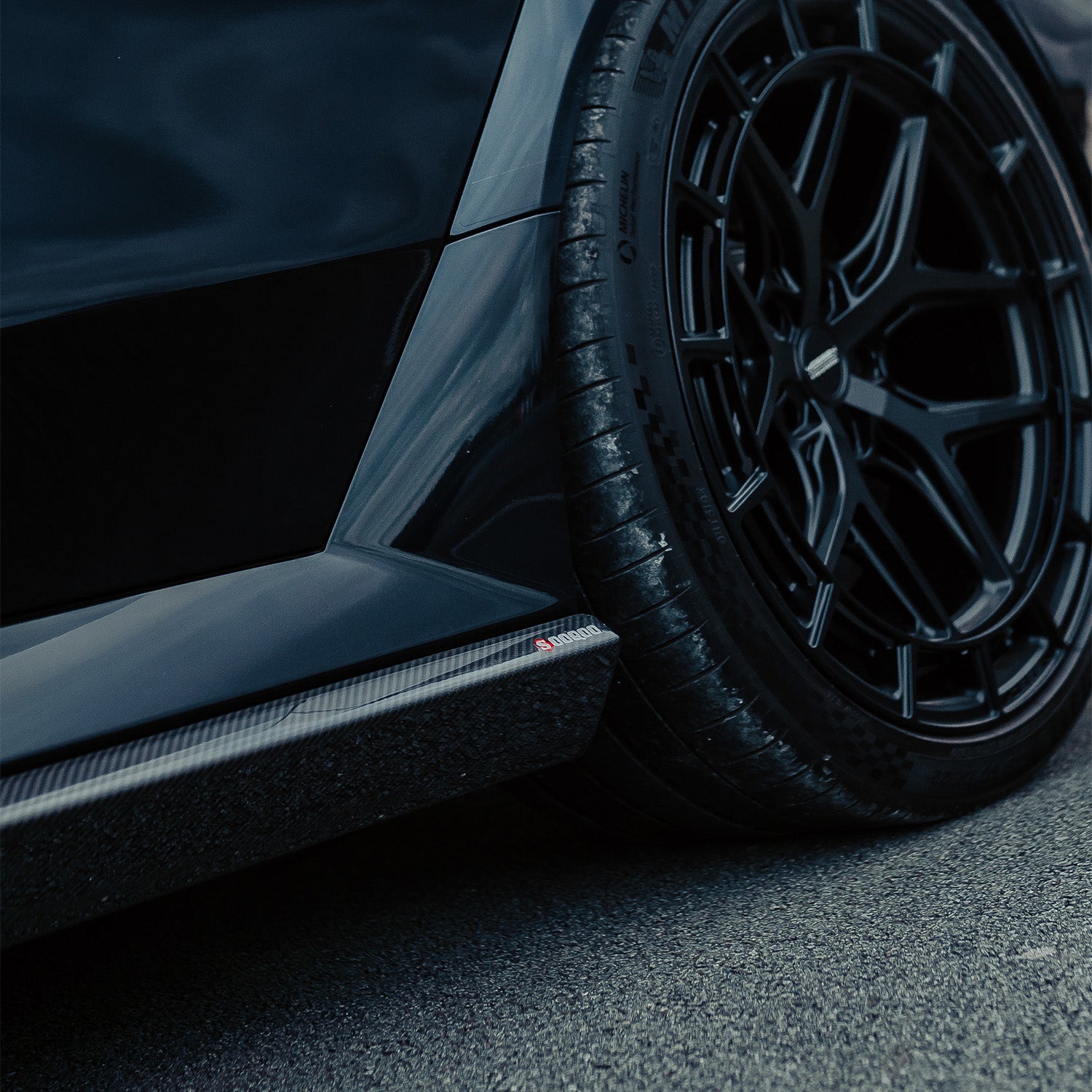 SooQoo BMW G90 & G99 M5 SQ-A Side Skirts In Gloss Carbon Fibre