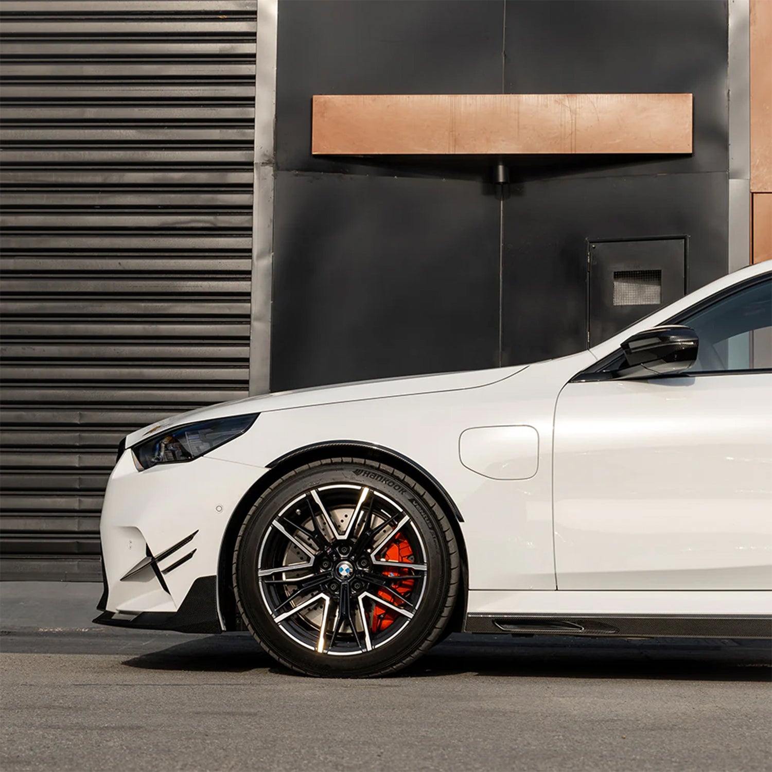 SooQoo BMW G90 & G99 M5 Gloss Carbon Fibre Arch Trims