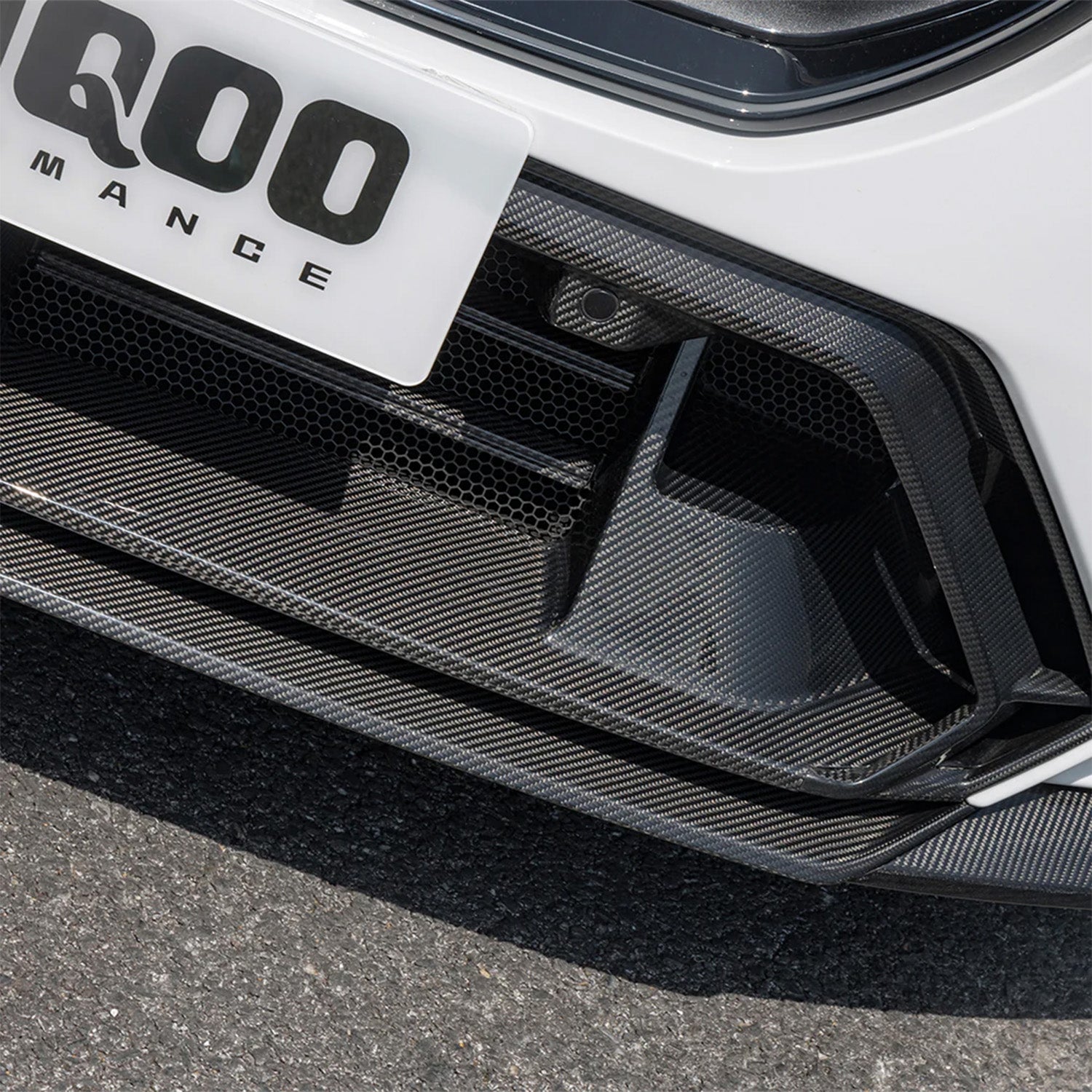 SooQoo BMW G90 & G99 M5 Gloss Carbon Fibre Bumper Trim