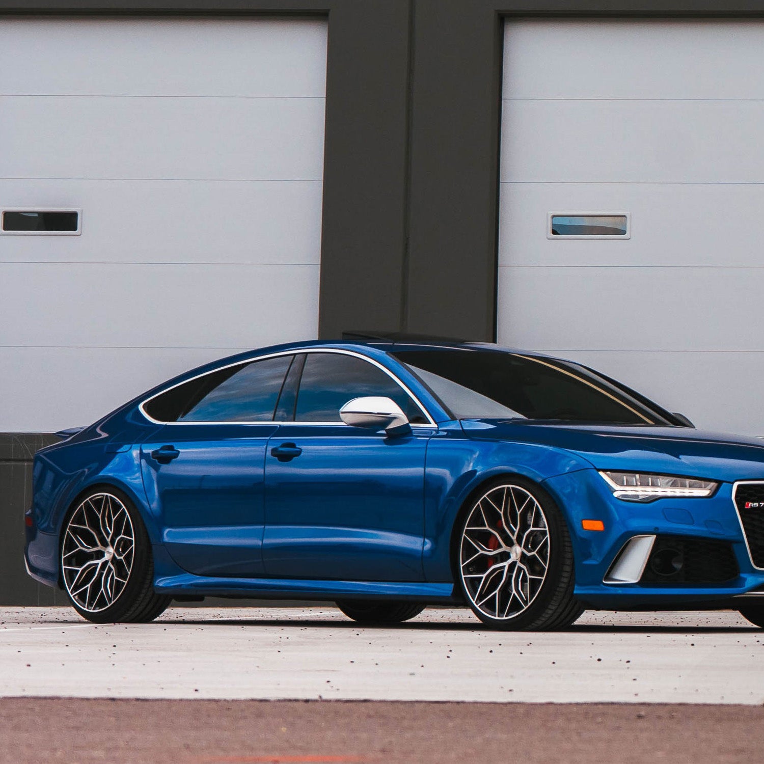 Vossen HF-2 Forged Alloy Wheels In Brushed Gloss Black