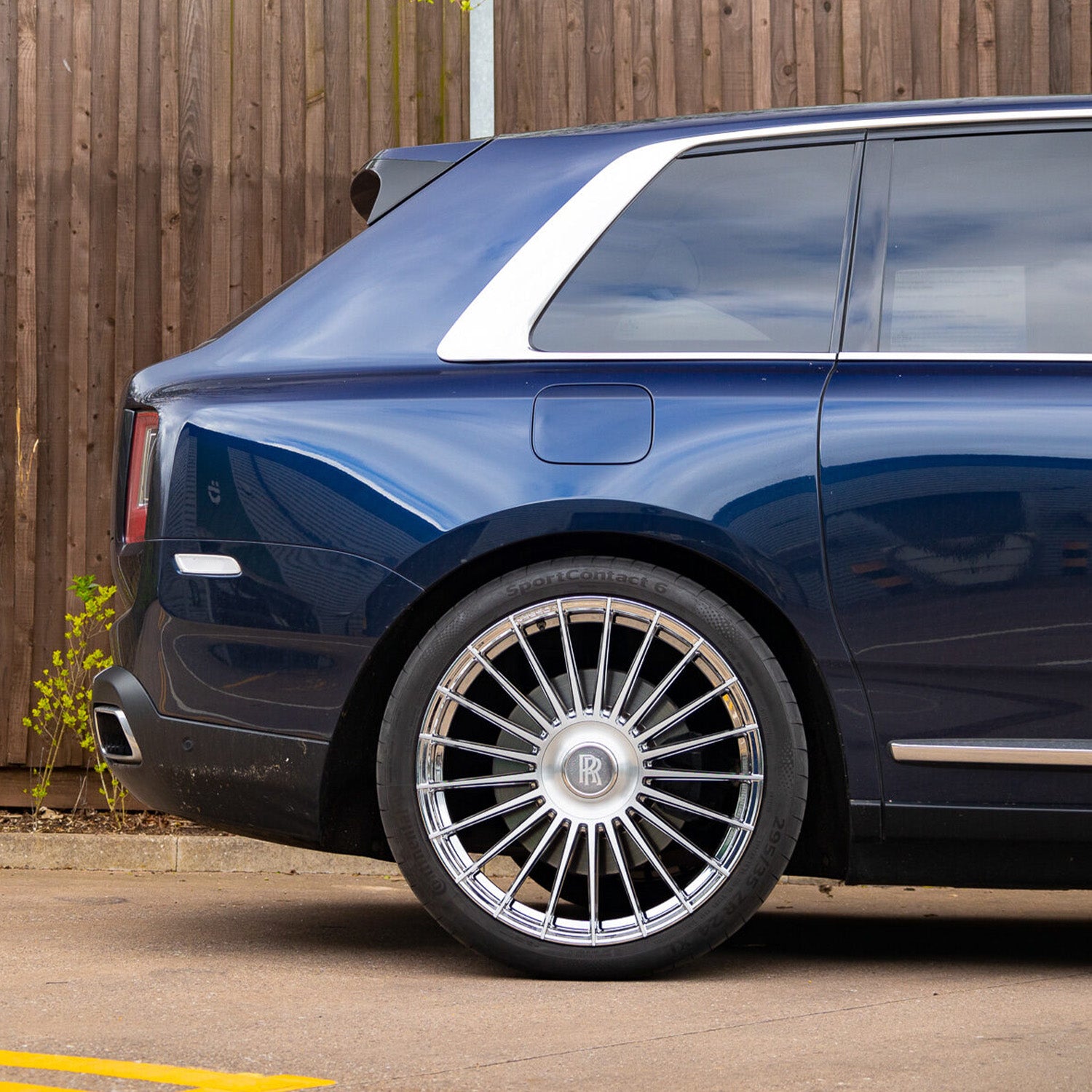 Vossen HF-8 Forged Alloy Wheels In EMC Polished & Brushed