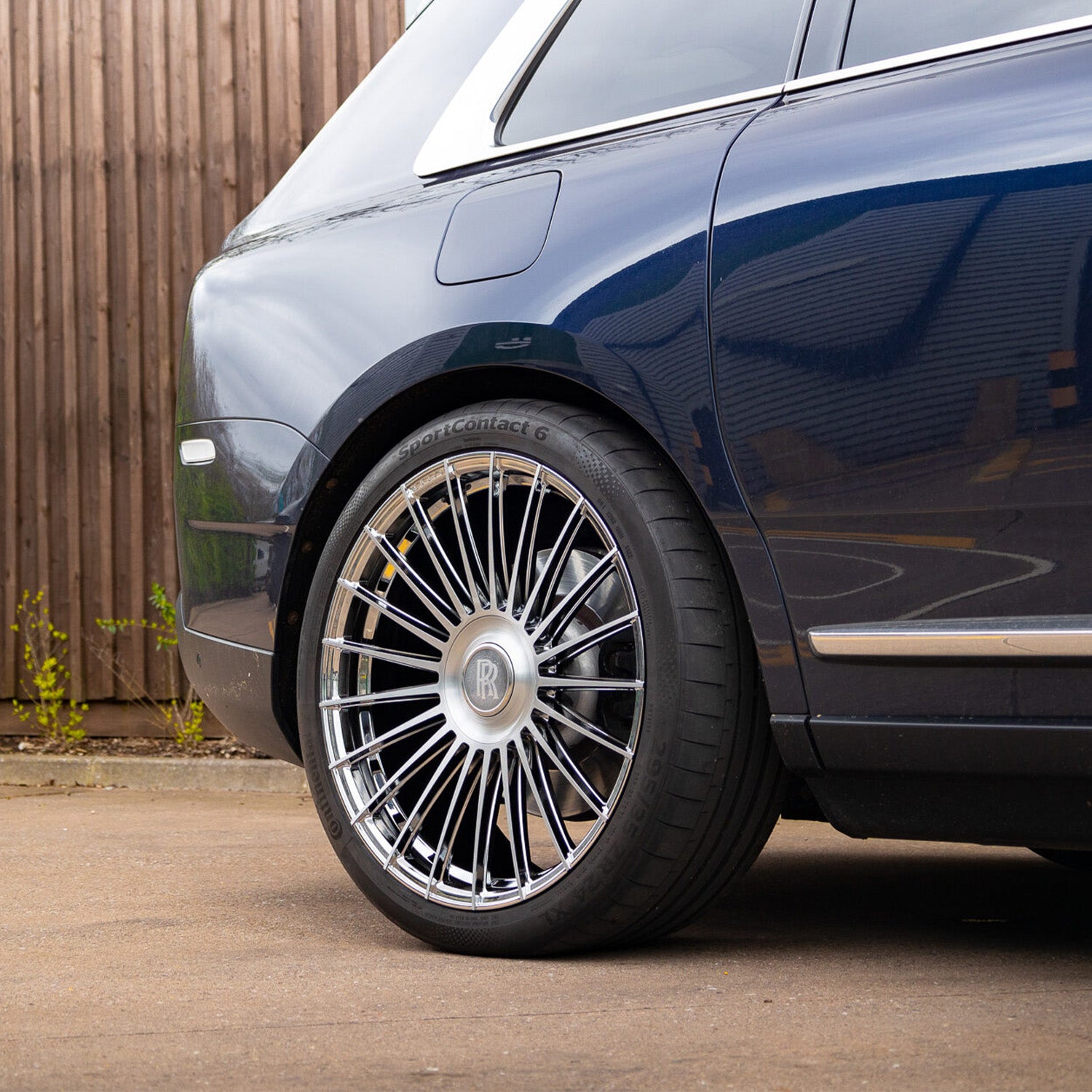 Vossen HF-8 Forged Alloy Wheels In EMC Polished & Brushed