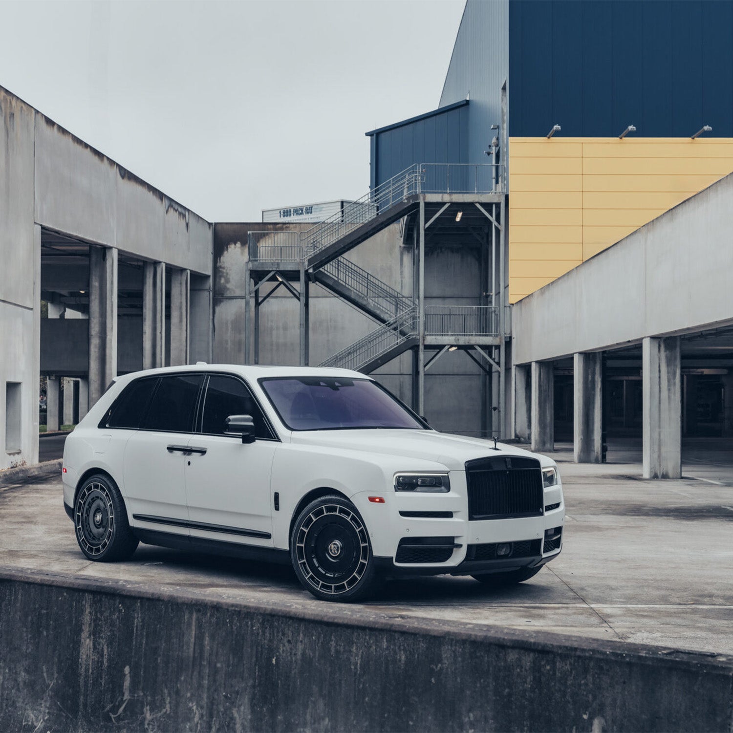 Vossen HF-9 Forged Alloy Wheels In Gloss Black with Polished Details